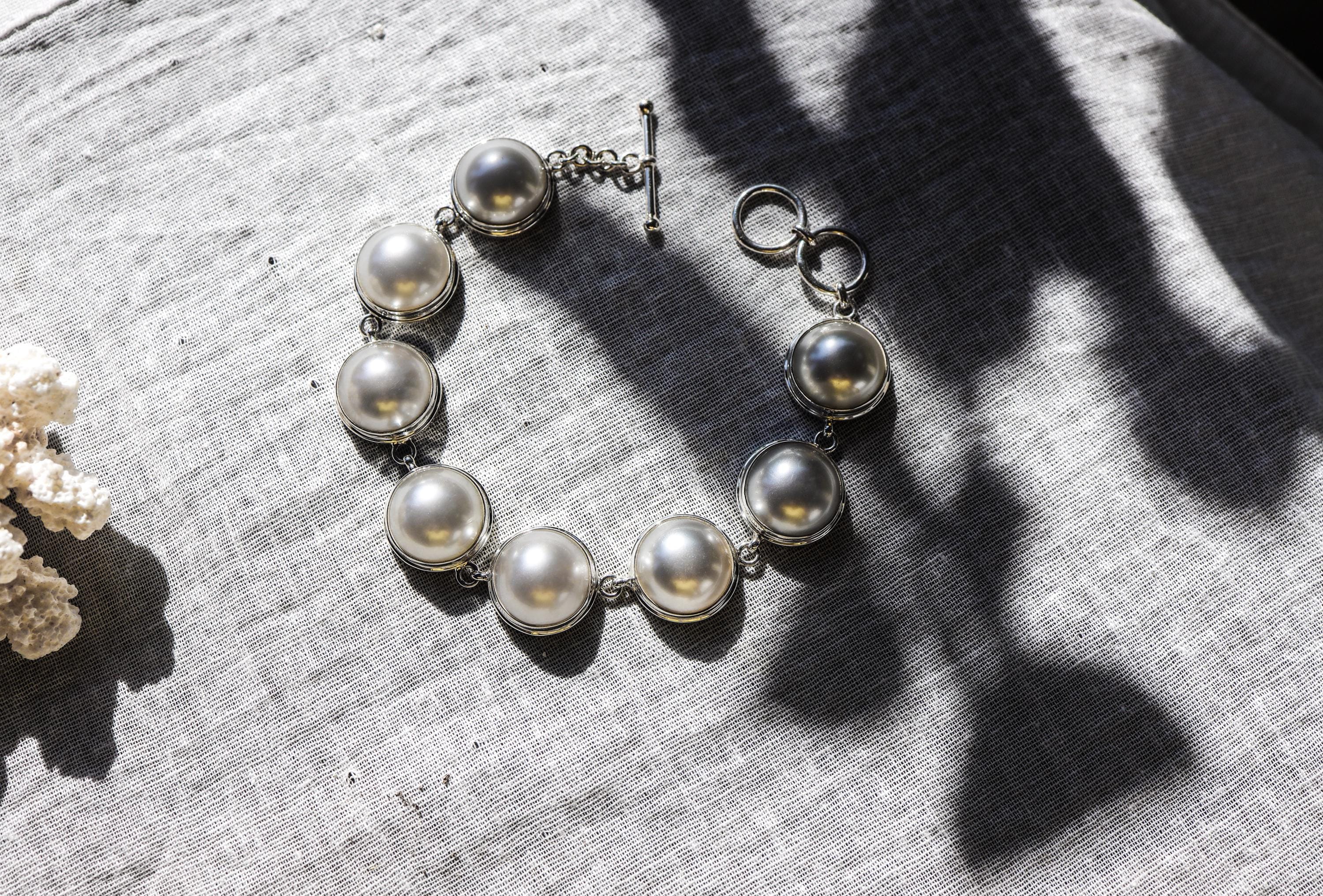 Mabe Pearls Bracelet, Sterling Silver 925, 7 Large Luminous Perfect White Pearls Adjustable Clasp Chain Ocean Energy Heart Healing Gift