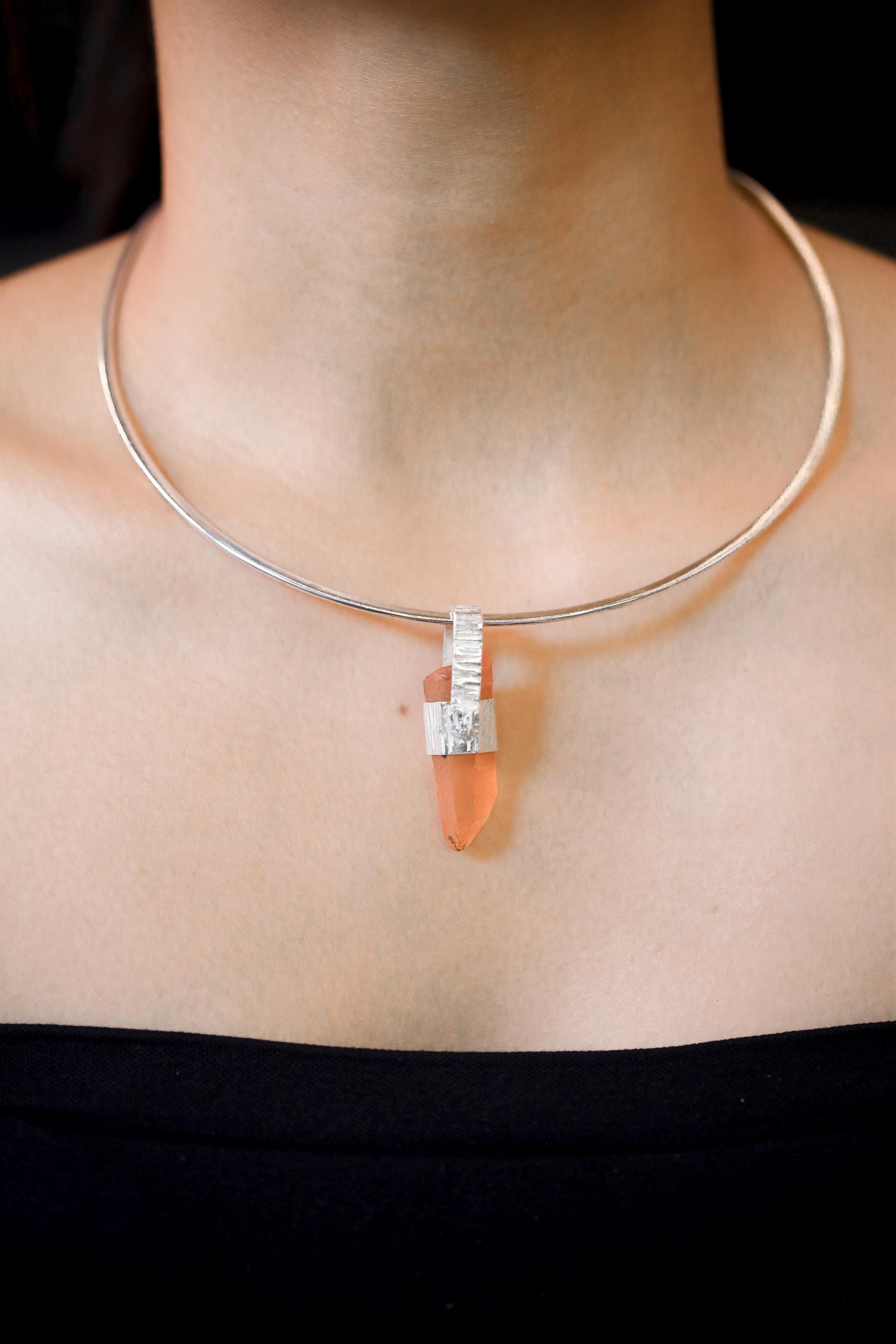 Australian Lemurian Quartz Pendant 925 Sterling Silver Hammered Cap Orange Crystal Point Crown Chakra Gift