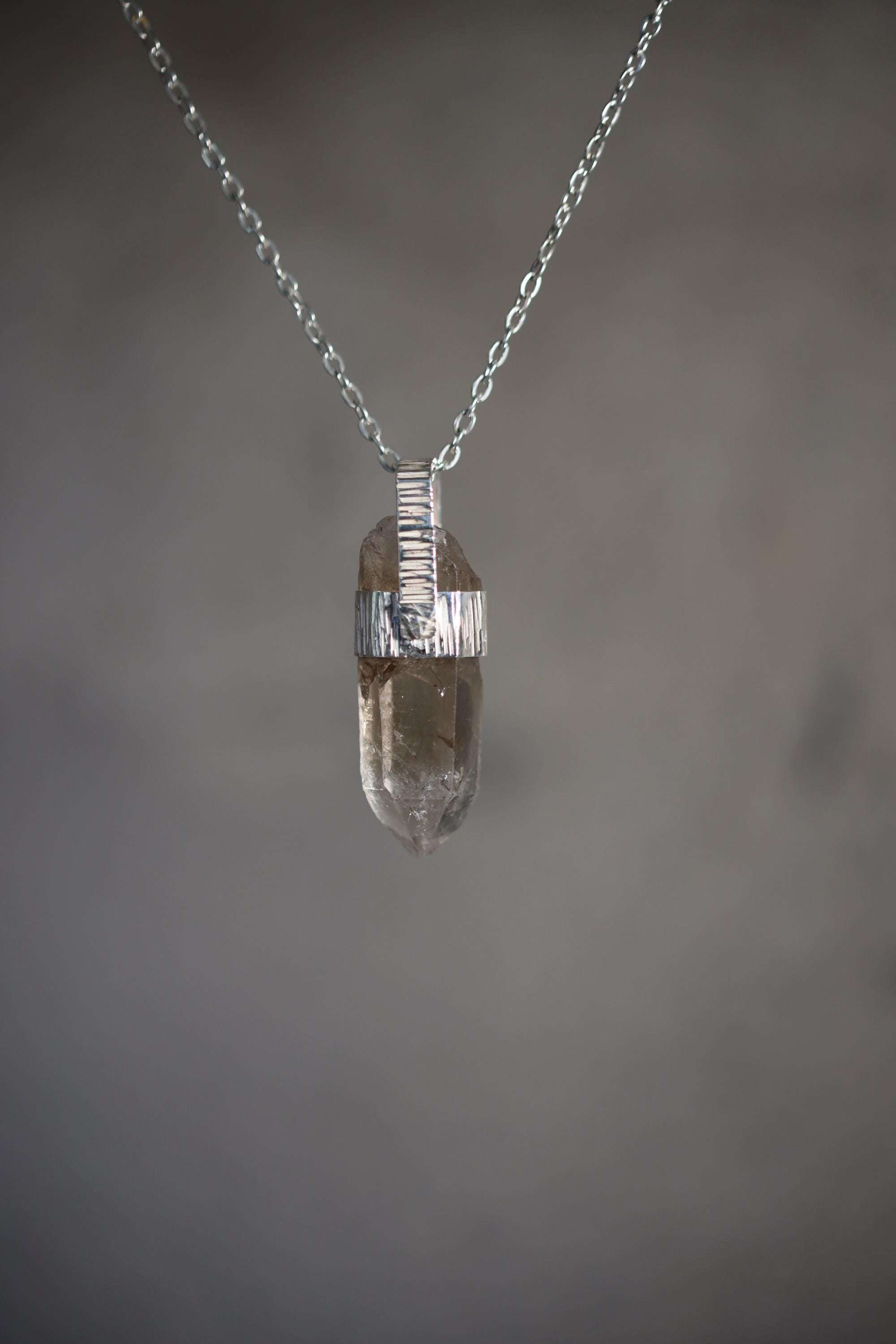 Hand Fossicked Light Smoky Rainbow Inclusion Generator Quartz Point Pendant, 925 Silver, High Shine, Hammered Texture, Minimalist Jewelry