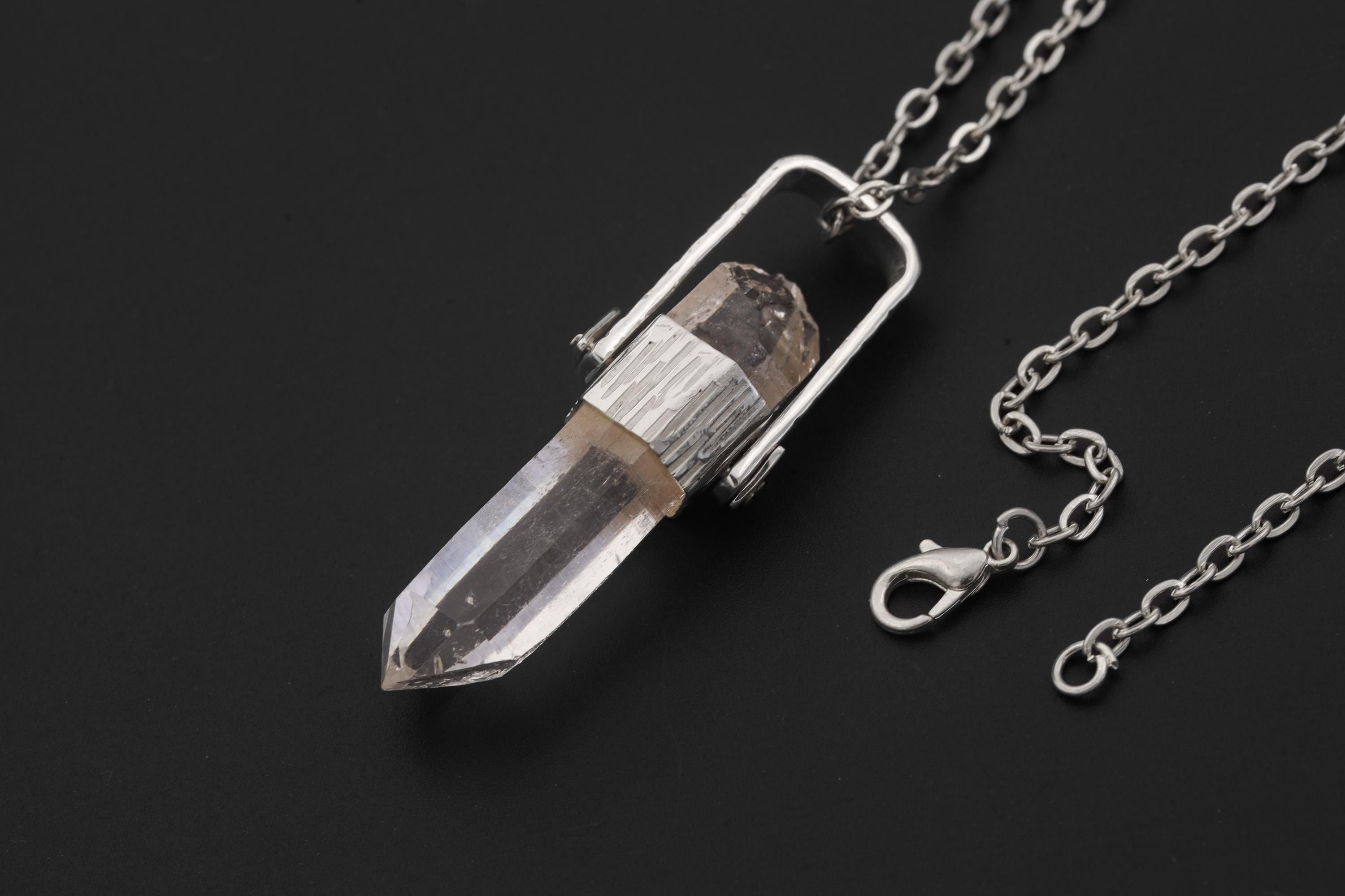 Himalayan Lemurian Rainbow Inclusion Clear Quartz Point Pendant, 925 Silver, High Shine, Hammered Texture, Meditation Crystal Talisman