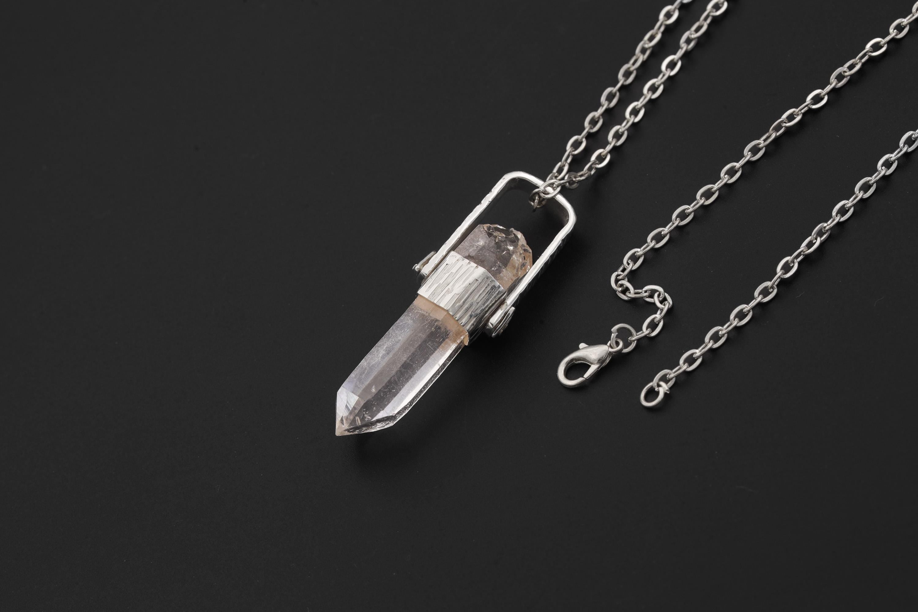 Himalayan Lemurian Rainbow Inclusion Clear Quartz Point Pendant, 925 Silver, High Shine, Hammered Texture, Meditation Crystal Talisman