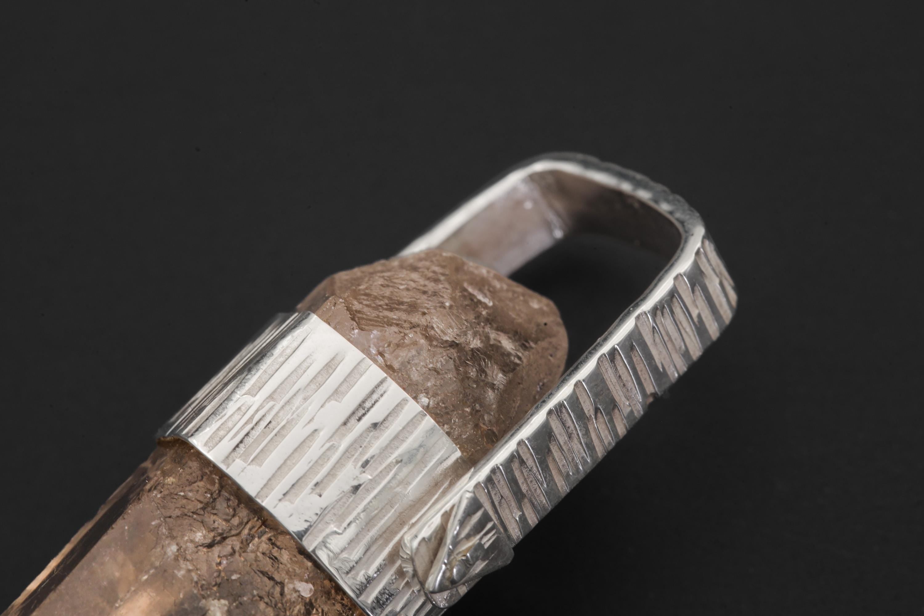 Hand Fossicked Light Smoky Rainbow Inclusion Generator Quartz Point Pendant, 925 Silver, High Shine, Hammered Texture, Minimalist Jewelry
