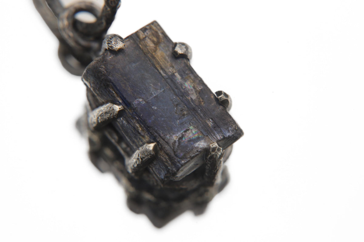 Ocean Kyanite Pendant, 925 Silver, Hammer Texture, Oxidized Finish, Claw Setting, Round Bail, Throat Chakra, Boho Healing Crystal Pendant