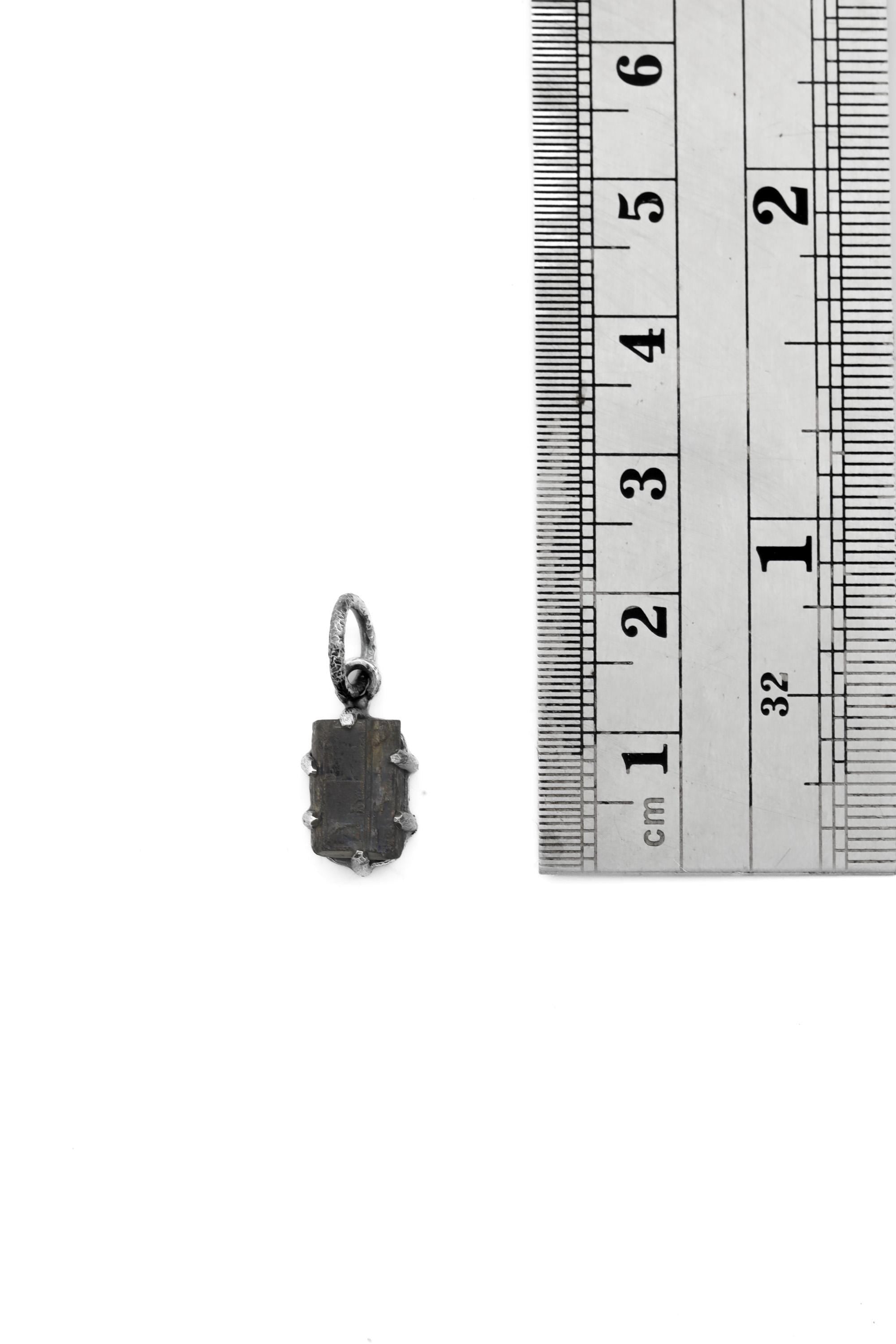 Ocean Kyanite Pendant, 925 Silver, Hammer Texture, Oxidized Finish, Claw Setting, Round Bail, Throat Chakra, Boho Healing Crystal Pendant