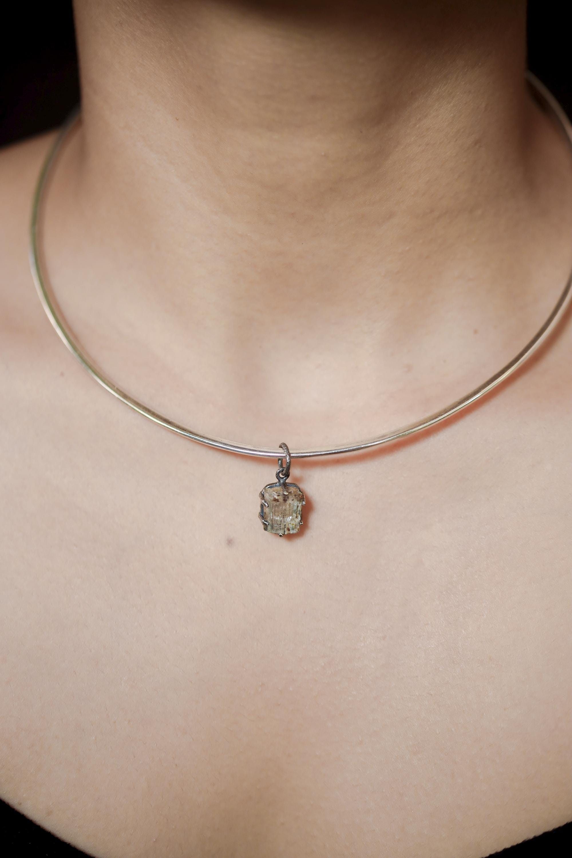 Australian Raw Gem Aquamarine wand Pendant, Sterling Silver Claw Setting, Oxidized Hammer Texture, Throat Chakra Healing Jewelry Gift