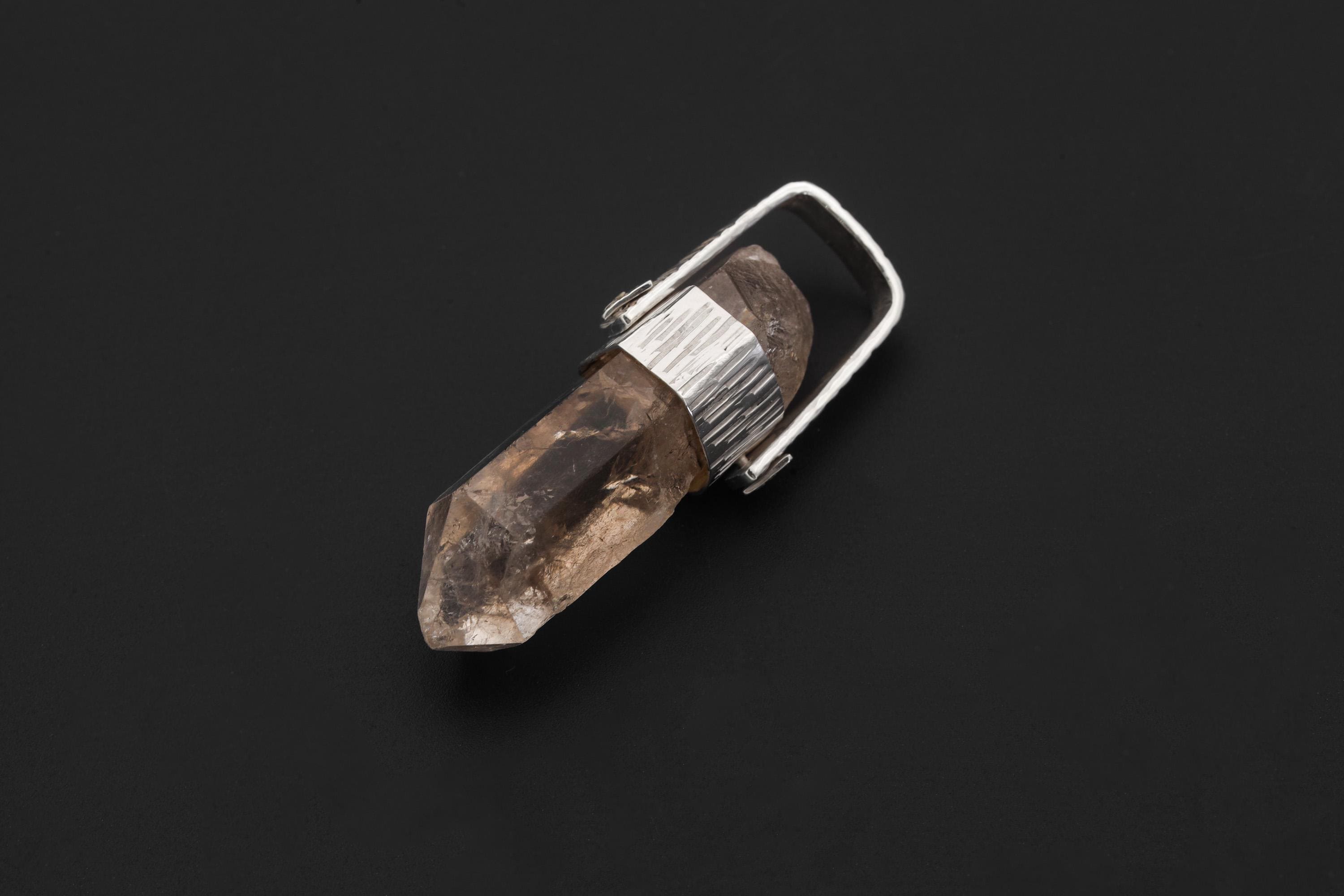 Hand Fossicked Light Smoky Rainbow Inclusion Generator Quartz Point Pendant, 925 Silver, High Shine, Hammered Texture, Minimalist Jewelry