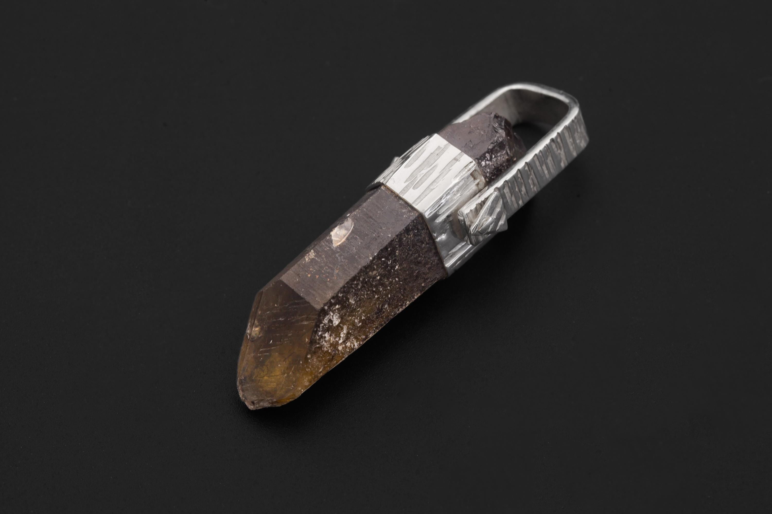 Australian Record Keeper Rainbow Inclusion Citrine Quartz Point Pendant 925 Silver High Shine Finish Hammered Texture Crystal Jewelry