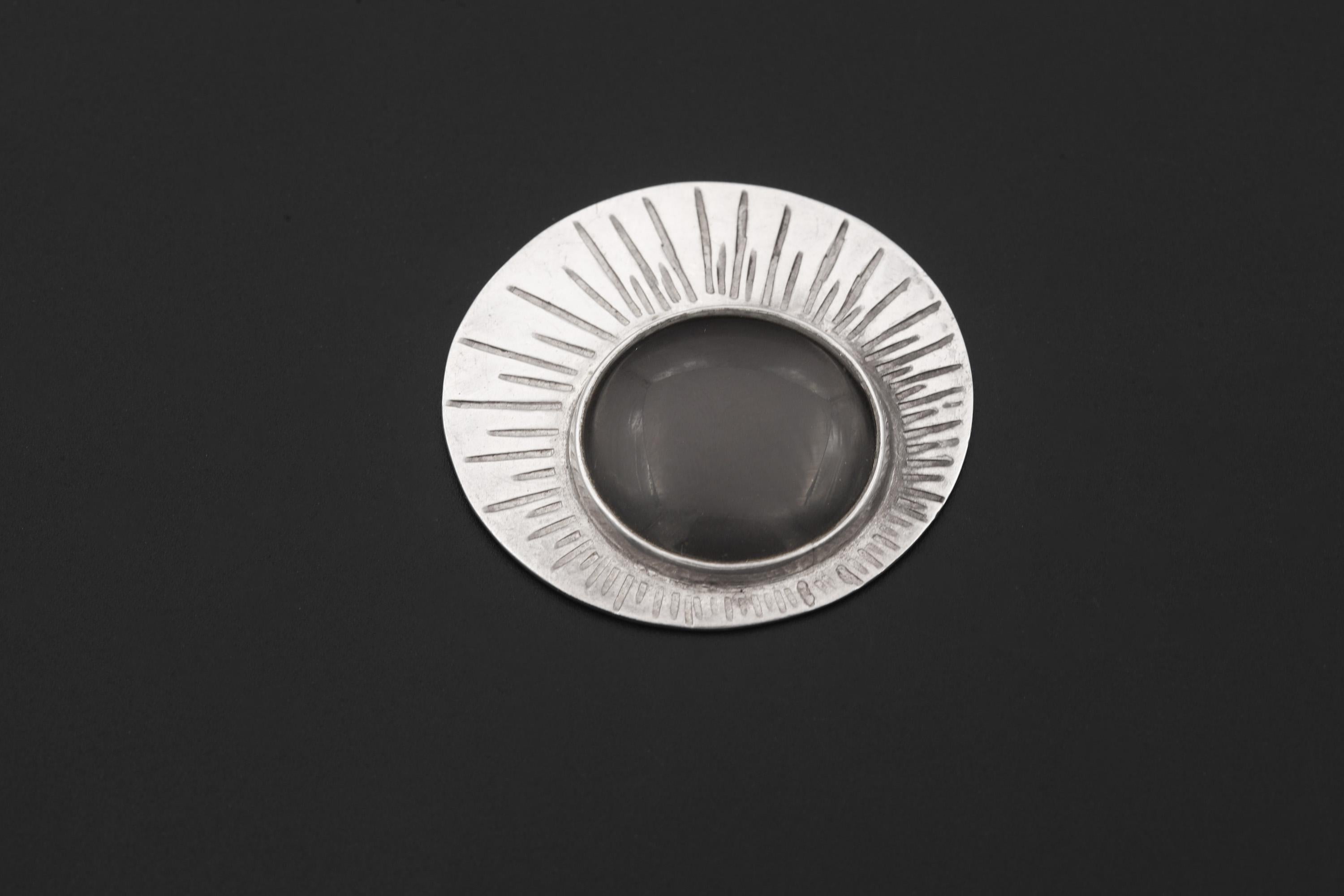 Magnifying Glass Pendant 925 Sterling Silver Sun Motif 5x Lens Fire Starter Oxidized Scratch Texture Solar Gift