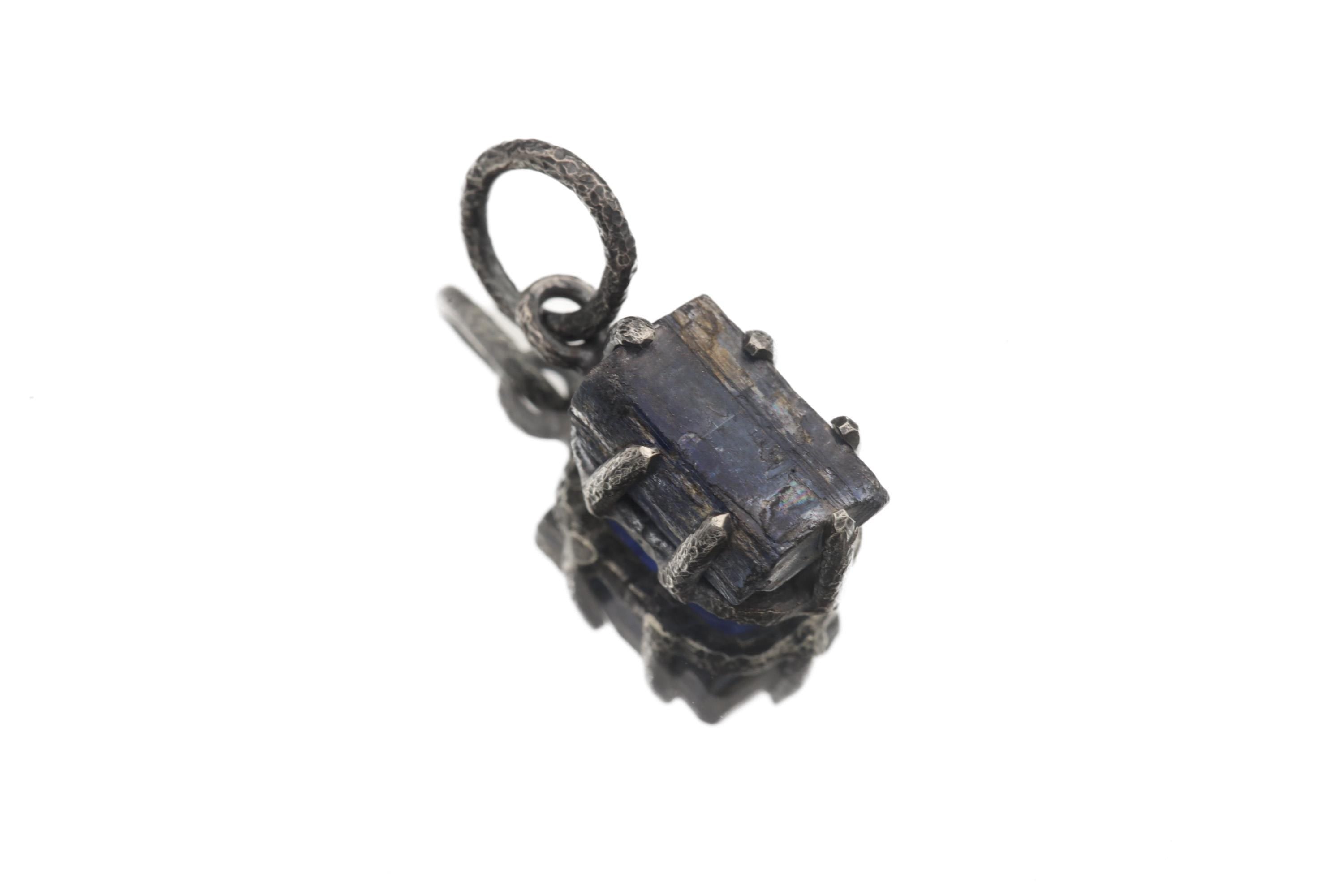 Ocean Kyanite Pendant, 925 Silver, Hammer Texture, Oxidized Finish, Claw Setting, Round Bail, Throat Chakra, Boho Healing Crystal Pendant