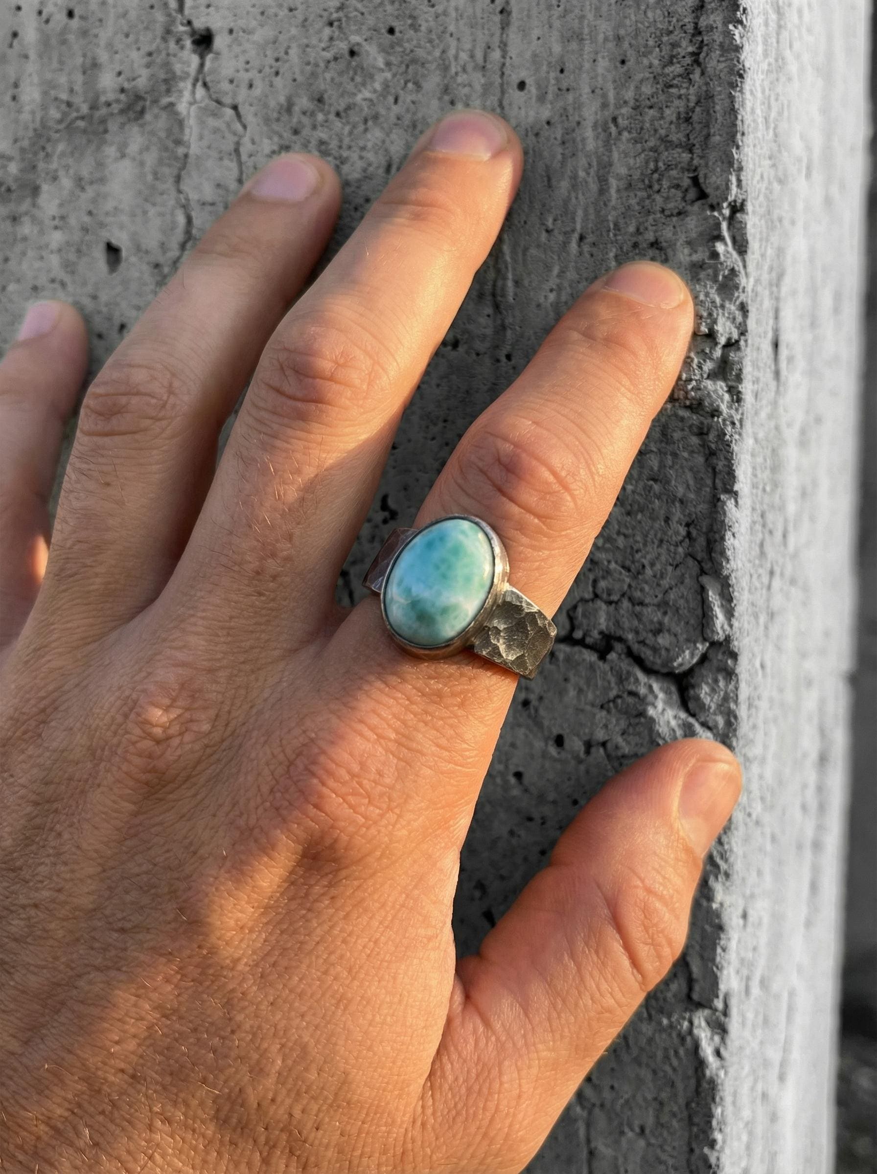 Larimar Cabochon Ring: Hammered 925 Silver Band, Size 10