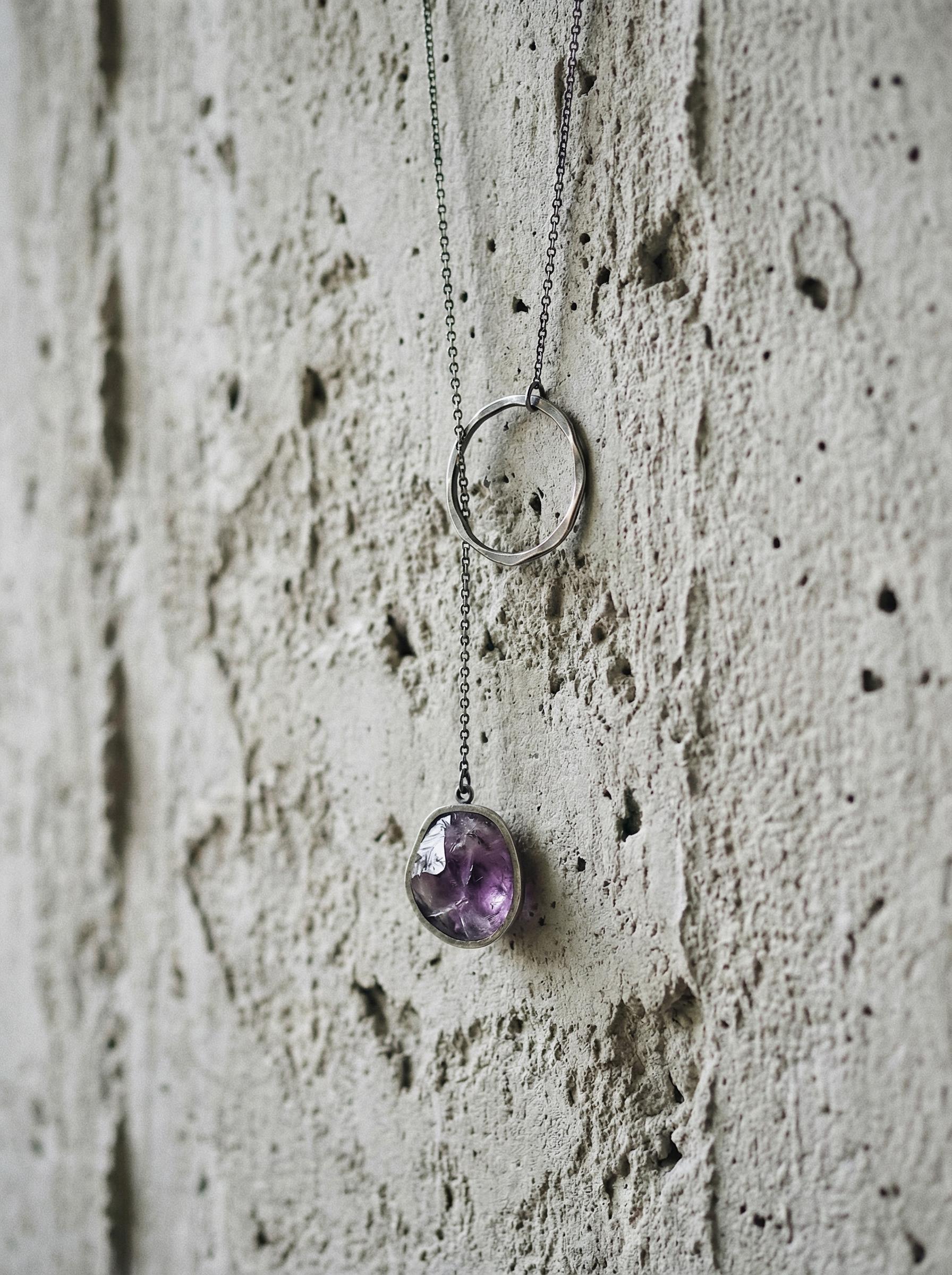 Amethyst Noose Necklace, 925 Oxidized Silver, Raw Crystal Pendant, Unique Loop Chain, Brushed Texture, Modern Spiritual Jewelry
