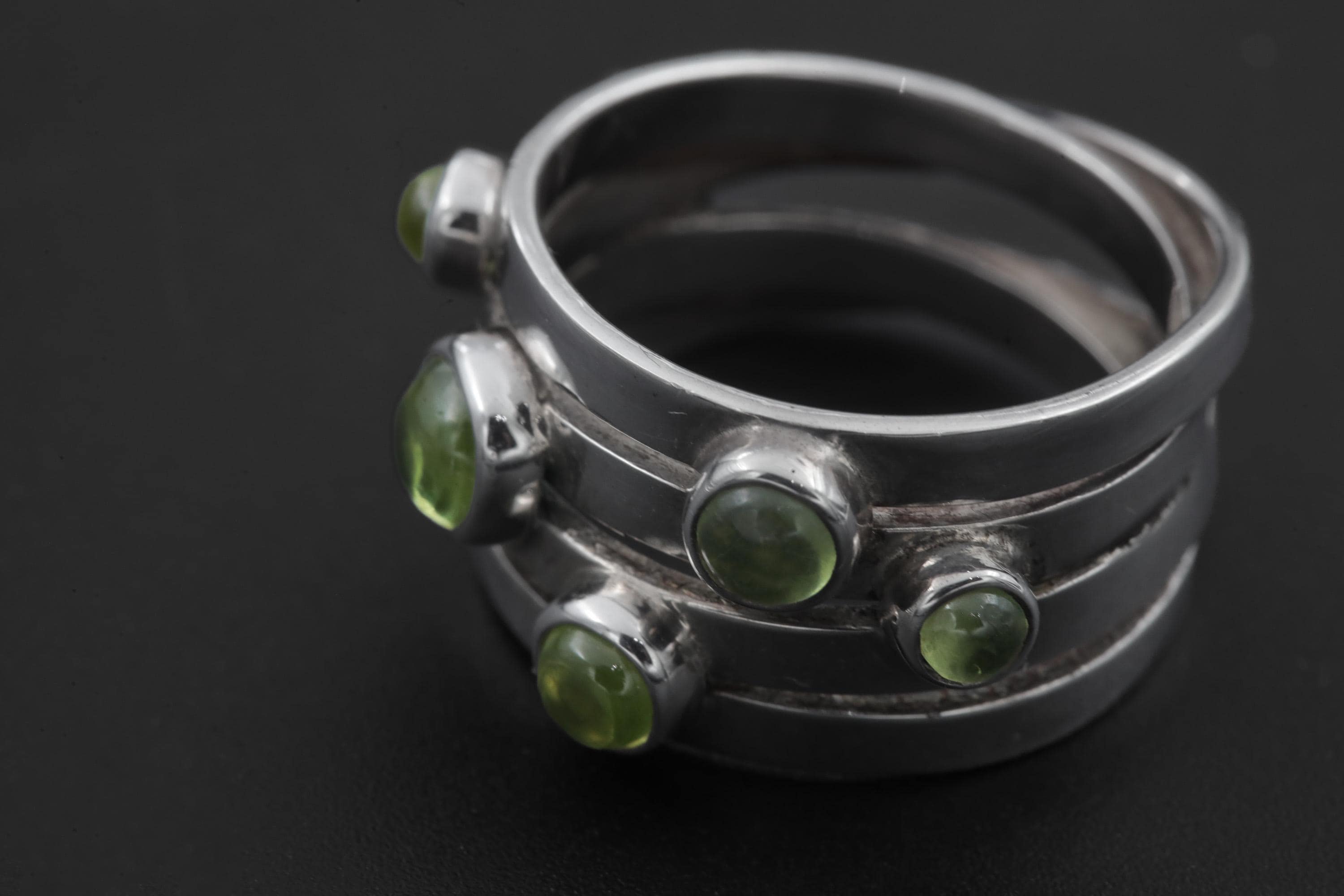 Green Peridot Silver Ring 925 Five Round Cabochon Stones High Shine Band August Birthstone Jewelry Size 7 US