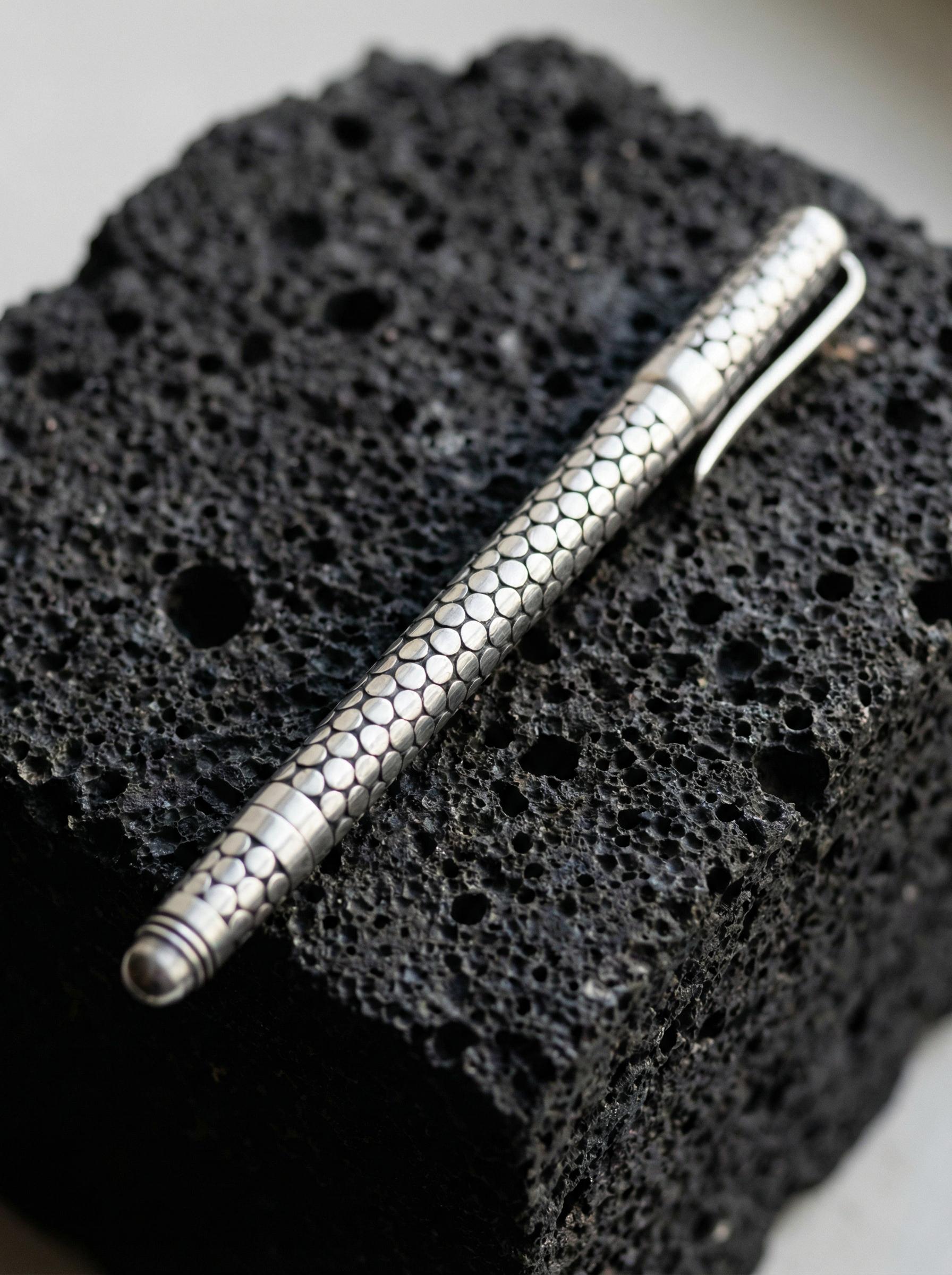 Sterling Silver Pen: Handmade Round Motif, High Shine Oxidized Detail, 13cm Luxury Writing Tool