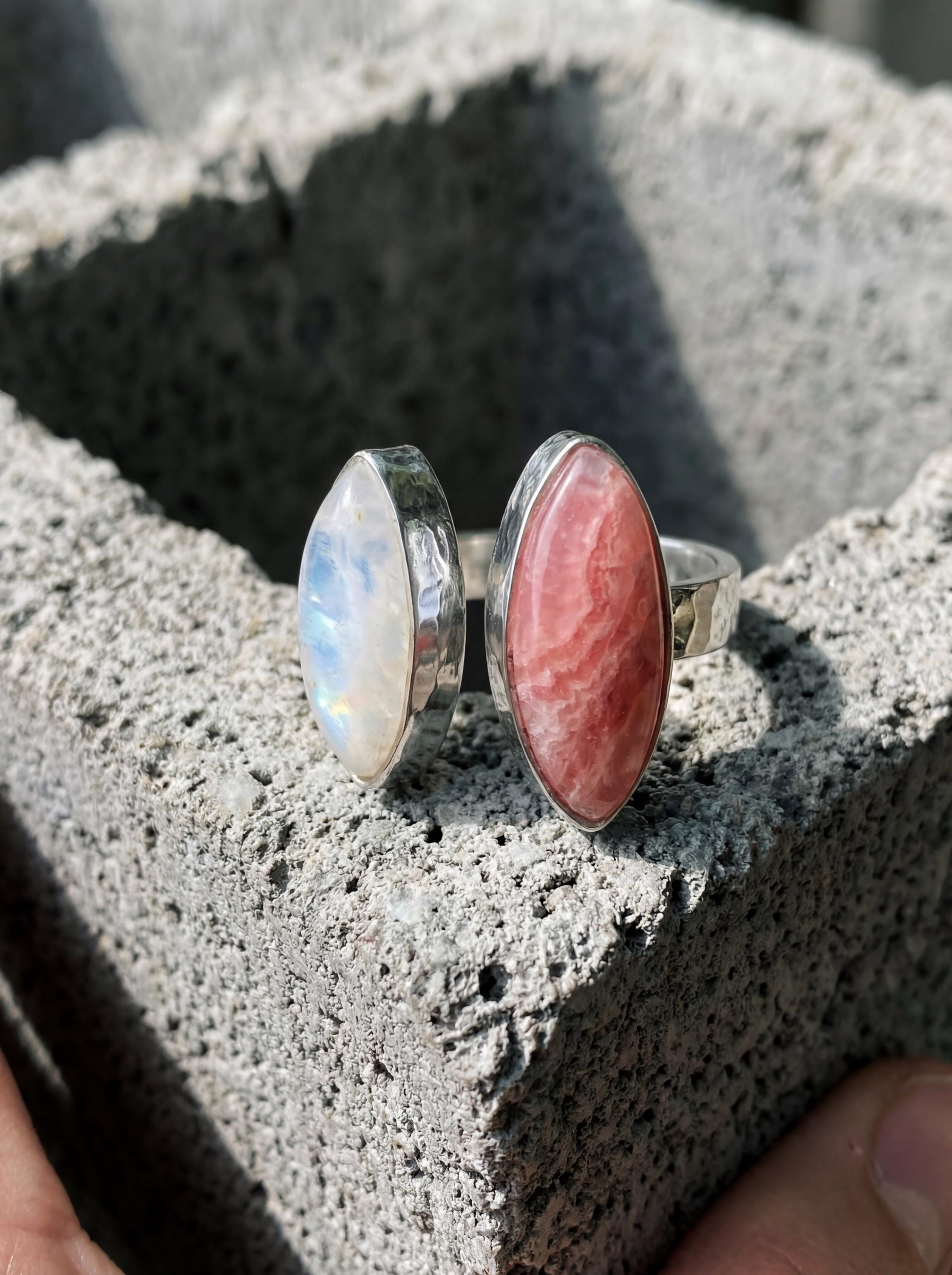 Rhodochrosite Moonstone Ring 925 Silver Adjustable Open Ring Hammered Texture Pink Blue Statement Jewelry