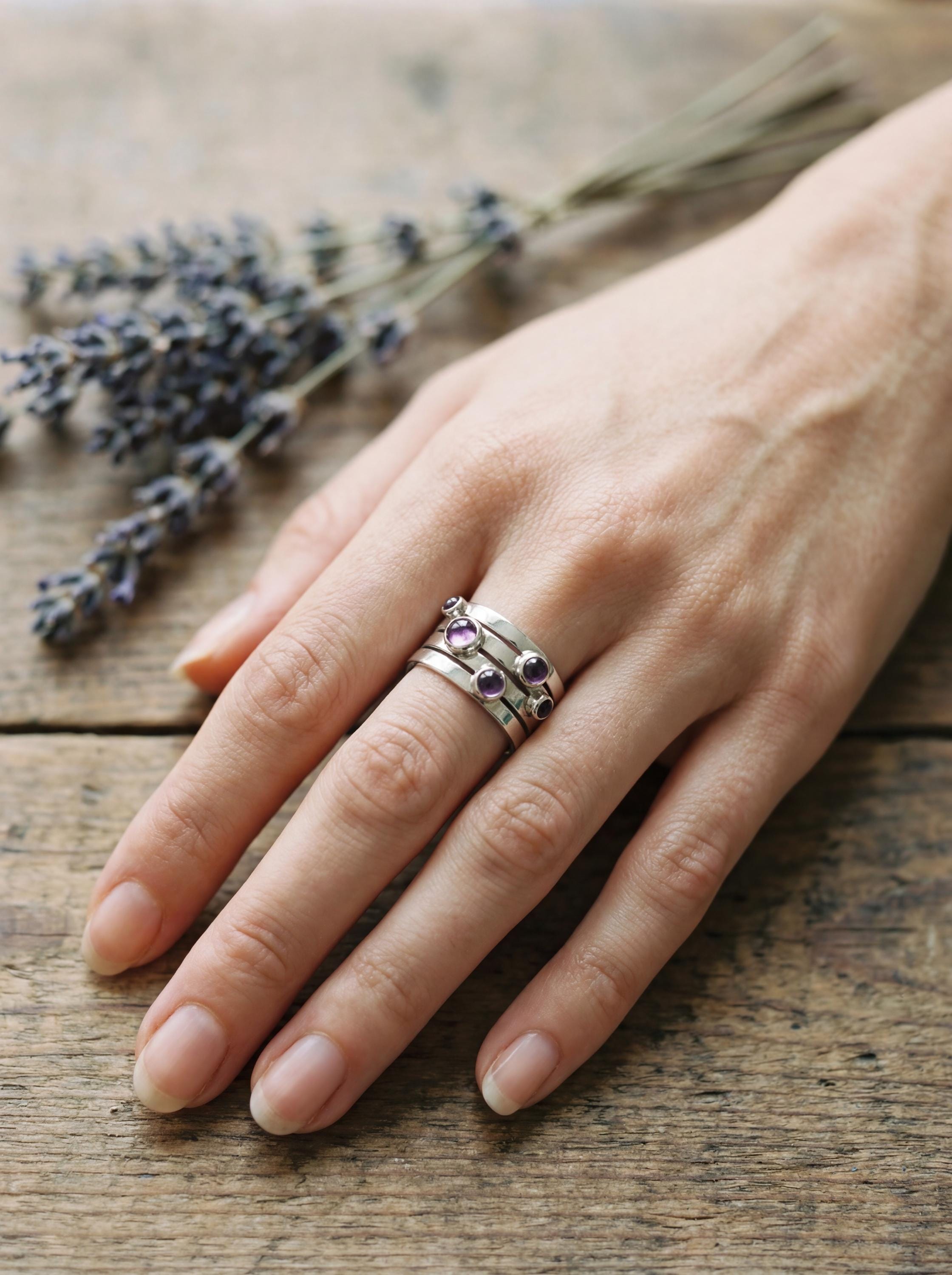 Amethyst Unity Ring 925 Sterling Silver Five Stone Cabochon Ring High Shine Statement Jewelry Crown Chakra Gift size 6 US