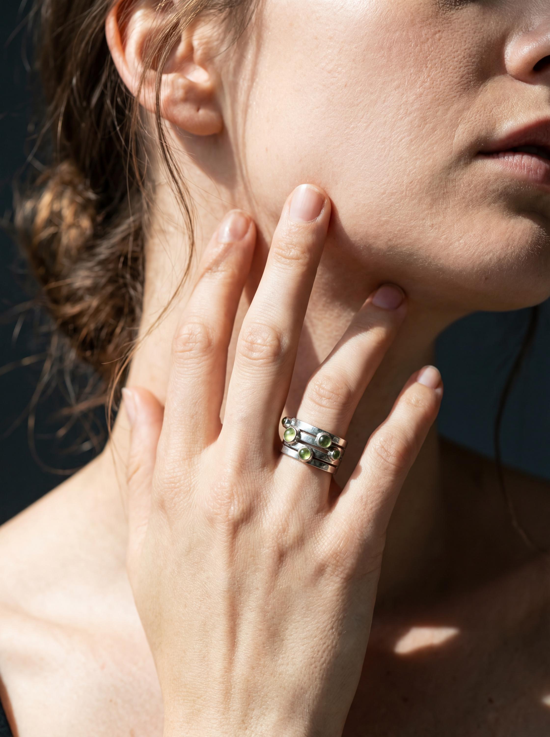 Green Peridot Silver Ring 925 Five Round Cabochon Stones High Shine Band August Birthstone Jewelry Size 7 US