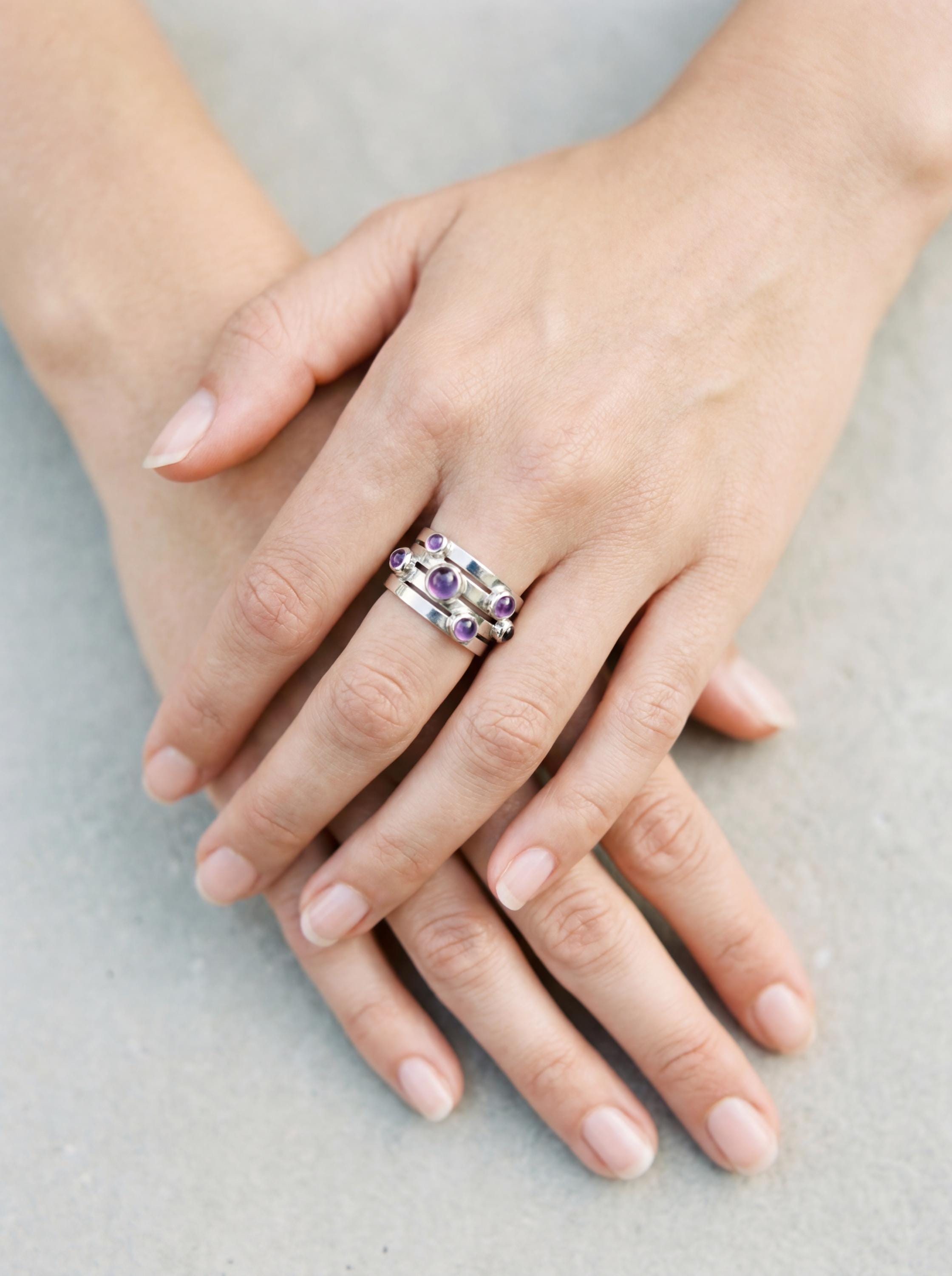 Amethyst Unity Ring 925 Sterling Silver Five Stone Cabochon Ring High Shine Statement Jewelry Crown Chakra Gift size 6 US