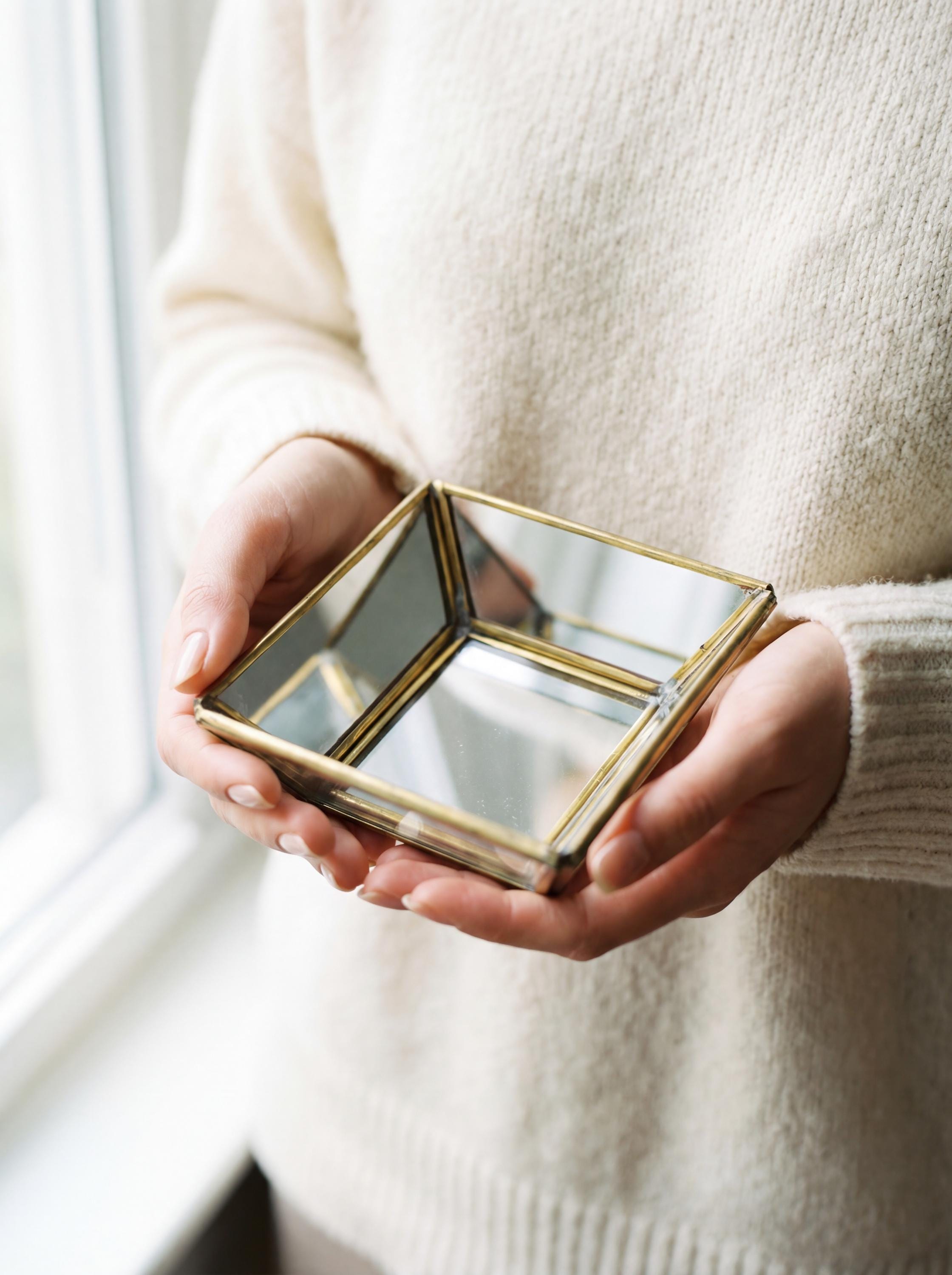 Brass Mirror Geometric Tray Handmade Reflective Pyramid Jewelry Display Tray Candle Holder Keepsake Decor Gift