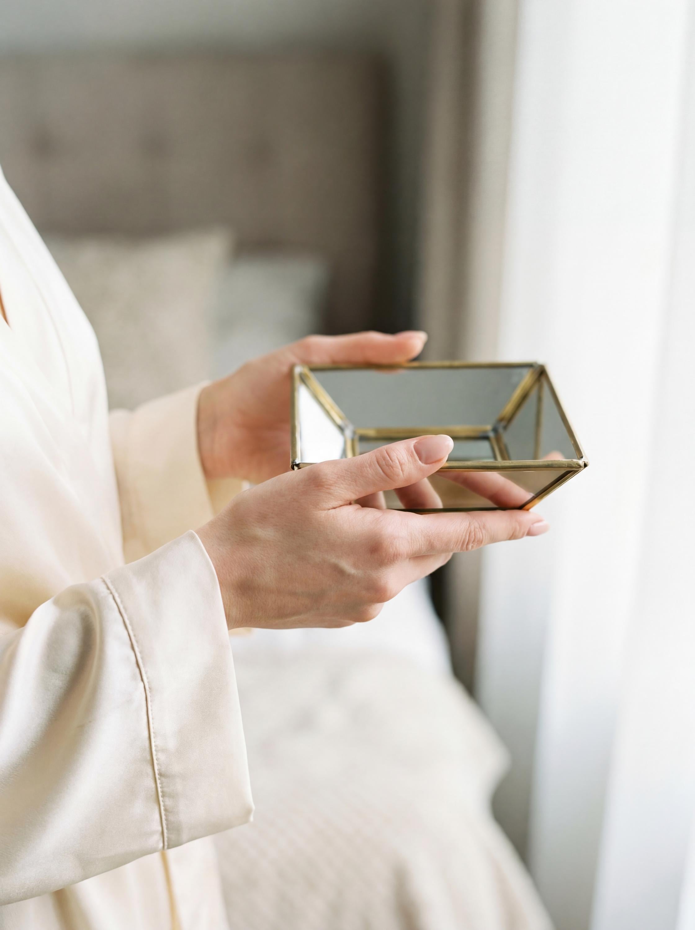 Brass Mirror Geometric Tray Handmade Reflective Pyramid Jewelry Display Tray Candle Holder Keepsake Decor Gift