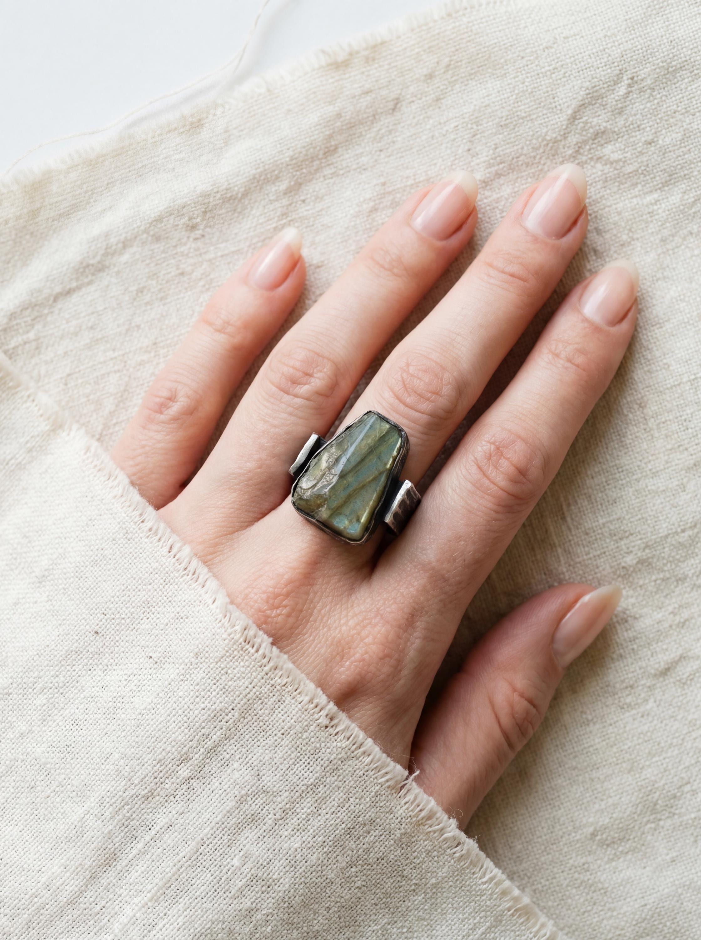 Raw Labradorite Ring Men's Size 9 925 Sterling Silver Brutalist Statement Ring Large Chunky Gemstone Jewelry Protection Third Eye Energy