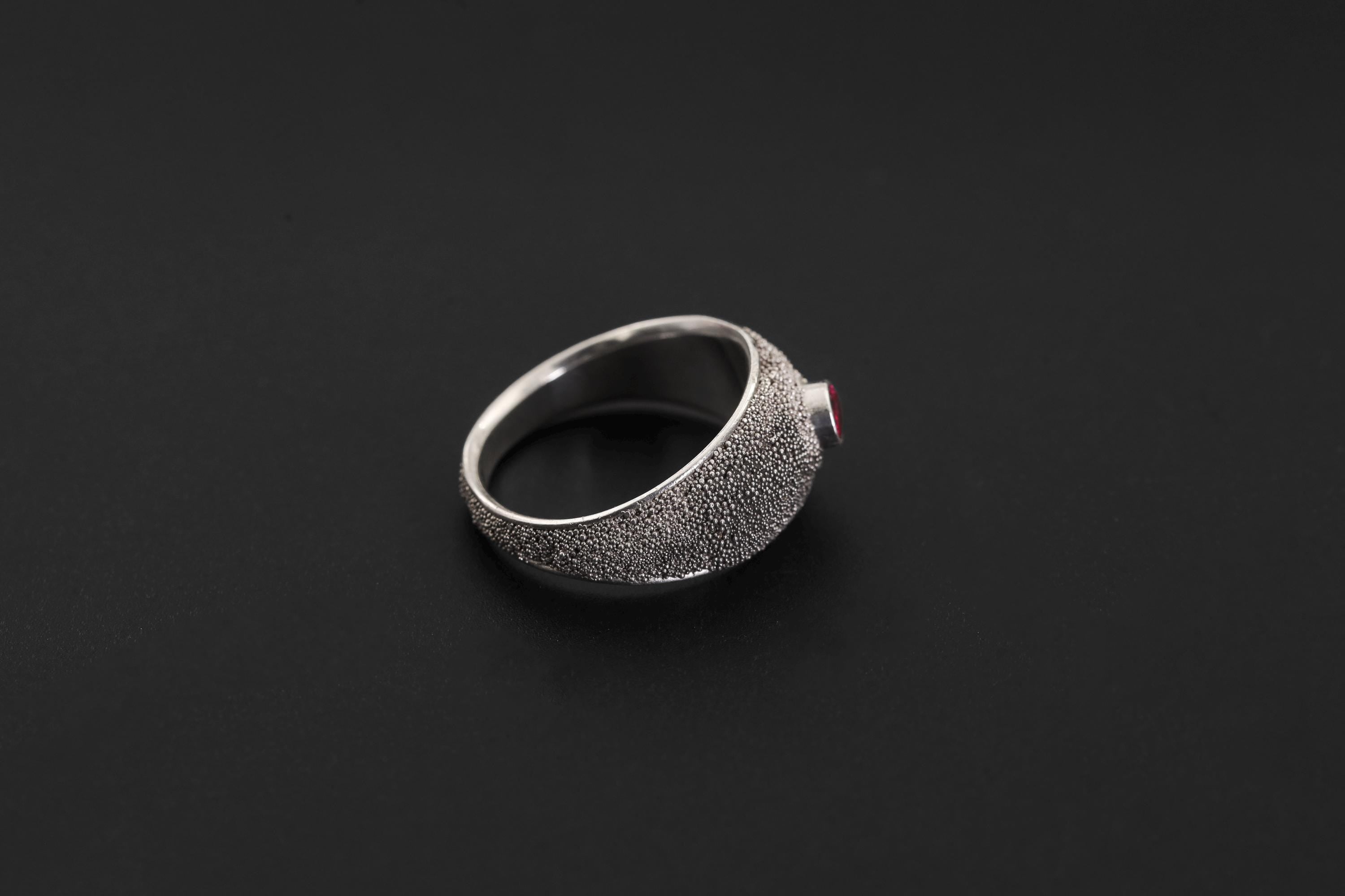 Red Garnet Silver Ring 925 Sterling Silver Textured Oxidized Finish Faceted Garnet Ring Minimalist Statement Jewelry Root Chakra Gift