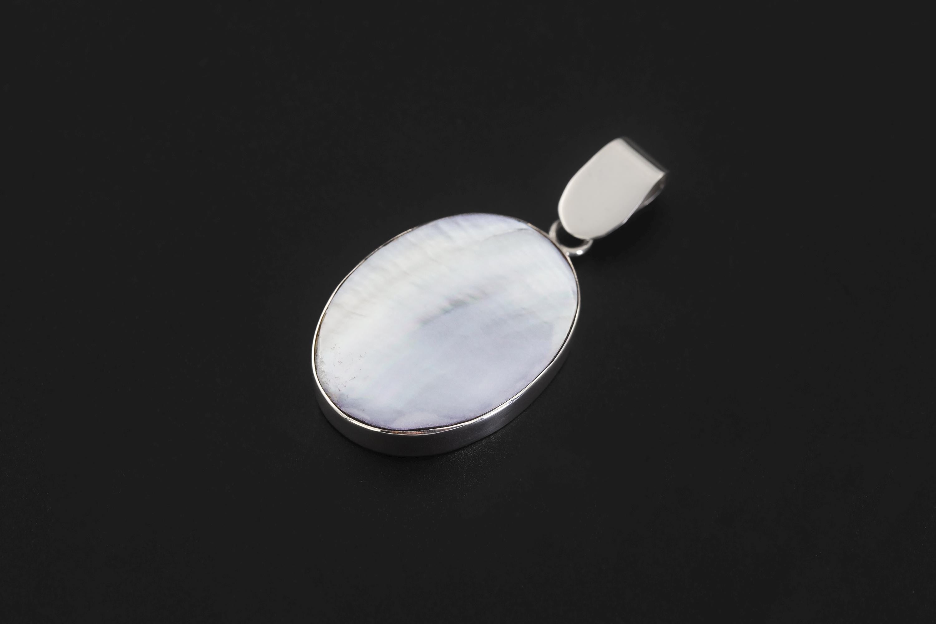 Mother of Pearl Pendant 925 Sterling Silver Oval Shell Necklace Charm Heart Chakra Ocean Jewelry Gift