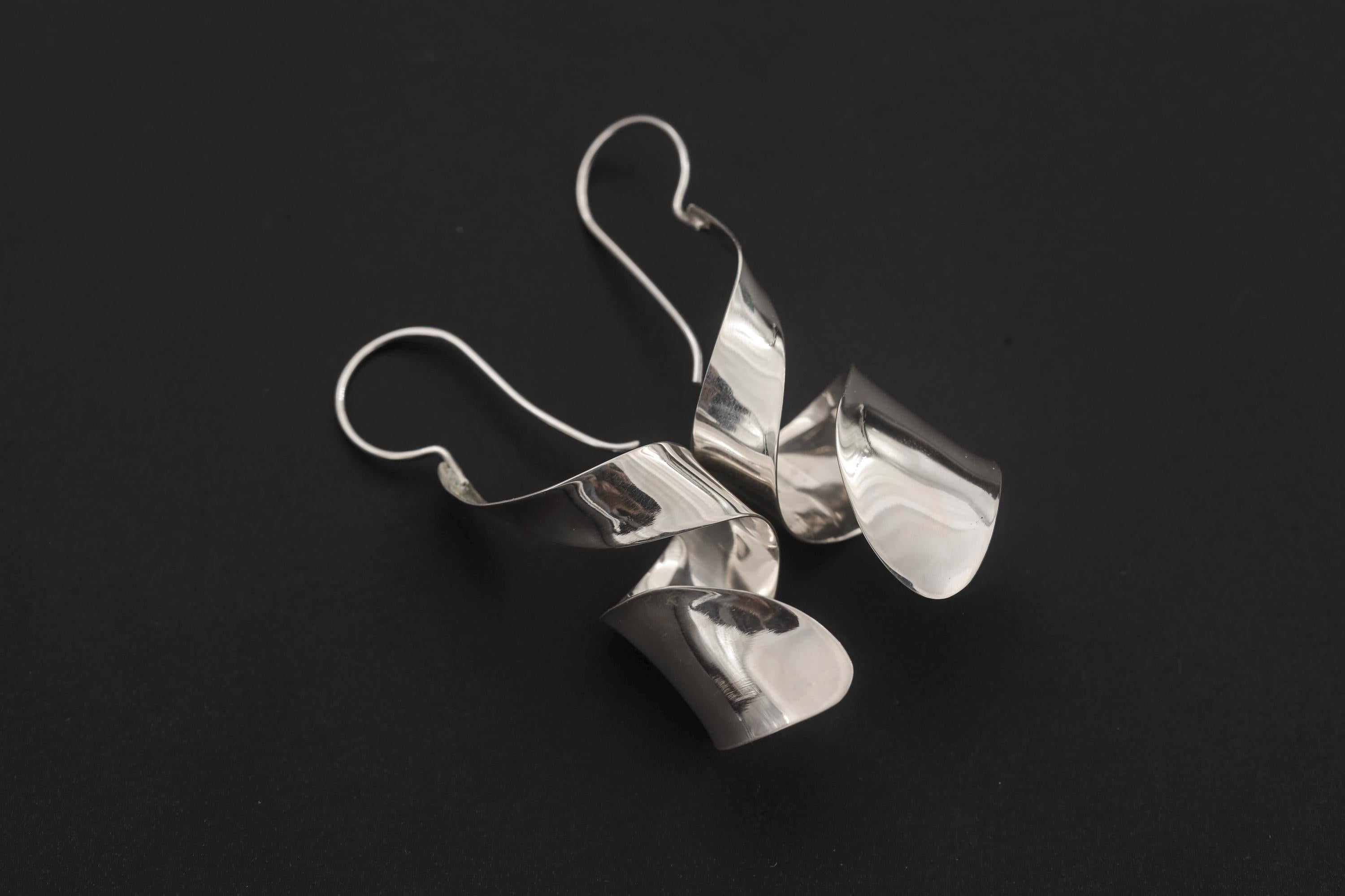 925 Silver Curl Drop Earrings, High Shine Polish, Sculptural Wave Design, Minimalist Dangle Jewelry, Elegant Sterling Silver Earrings Gift