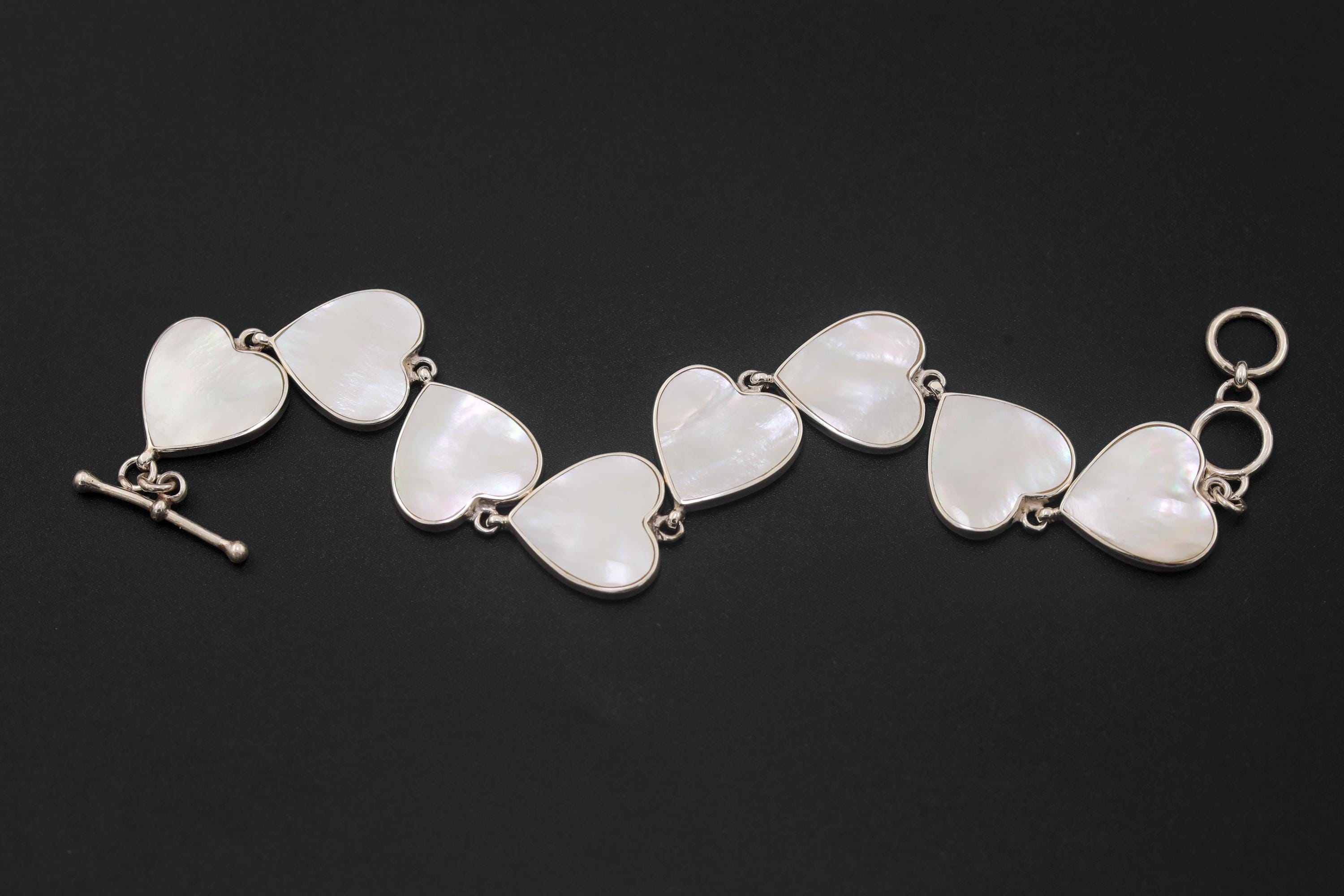 Mother of Pearl Heart Bracelet 925 Silver Love Link Bracelet High Shine Polish Toggle Clasp Romantic Jewelry Gift Heart Chakra