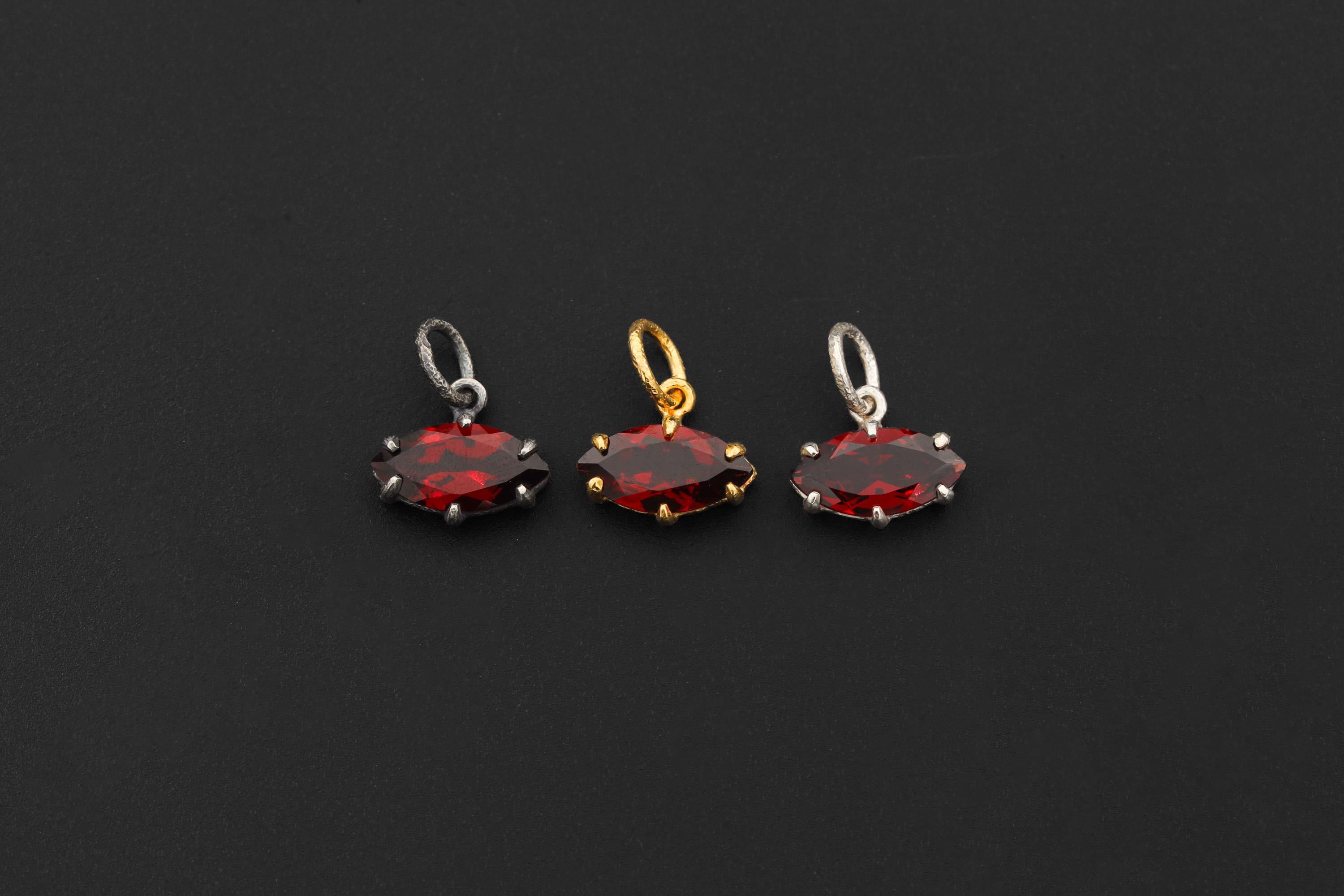 Garnet Marquise Pendant Necklace 925 Silver Claw Set Crystal Jewelry Shiny Sand Texture January Birthstone Root Chakra