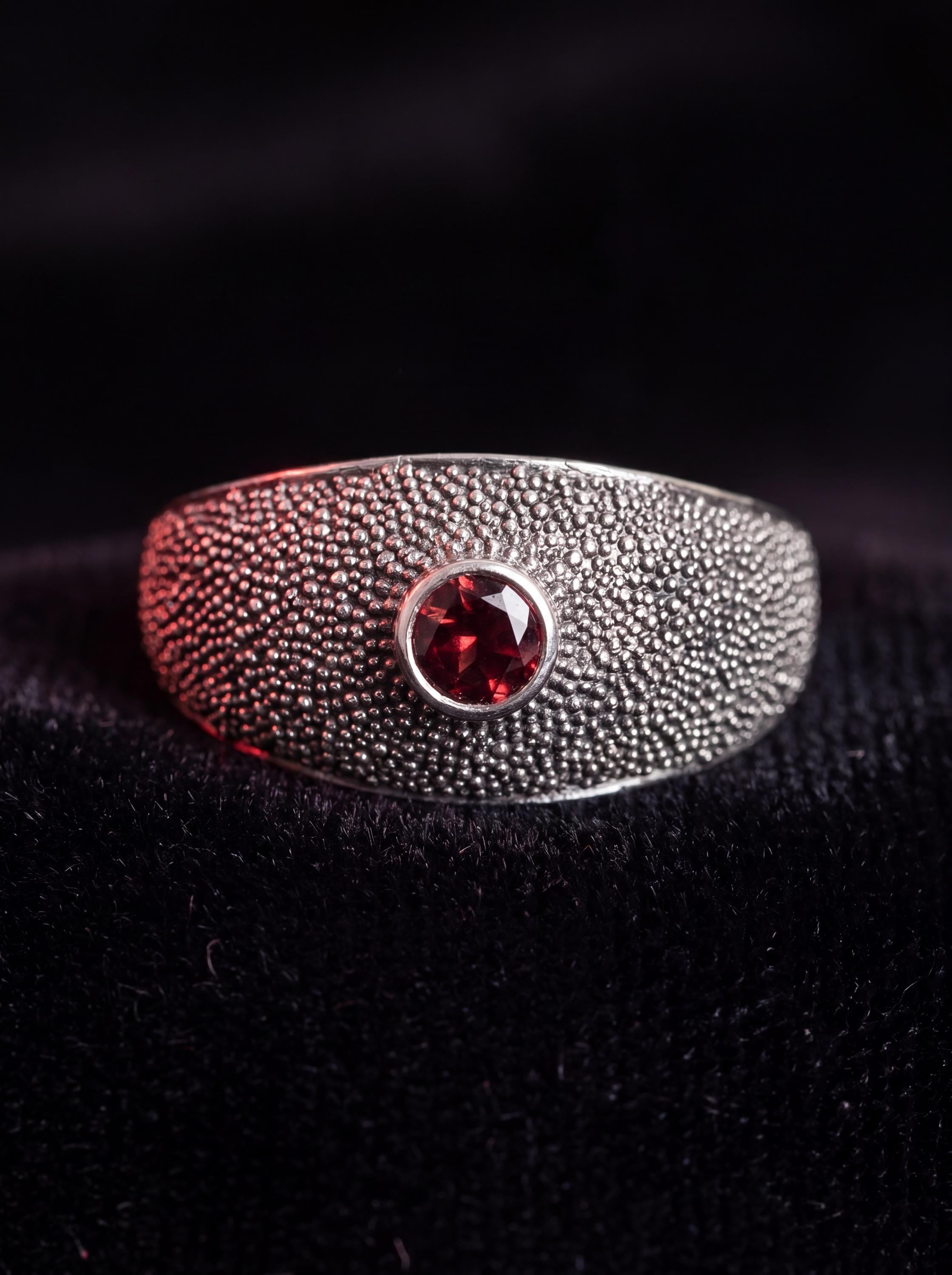 Red Garnet Silver Ring 925 Sterling Silver Textured Oxidized Finish Faceted Garnet Ring Minimalist Statement Jewelry Root Chakra Gift