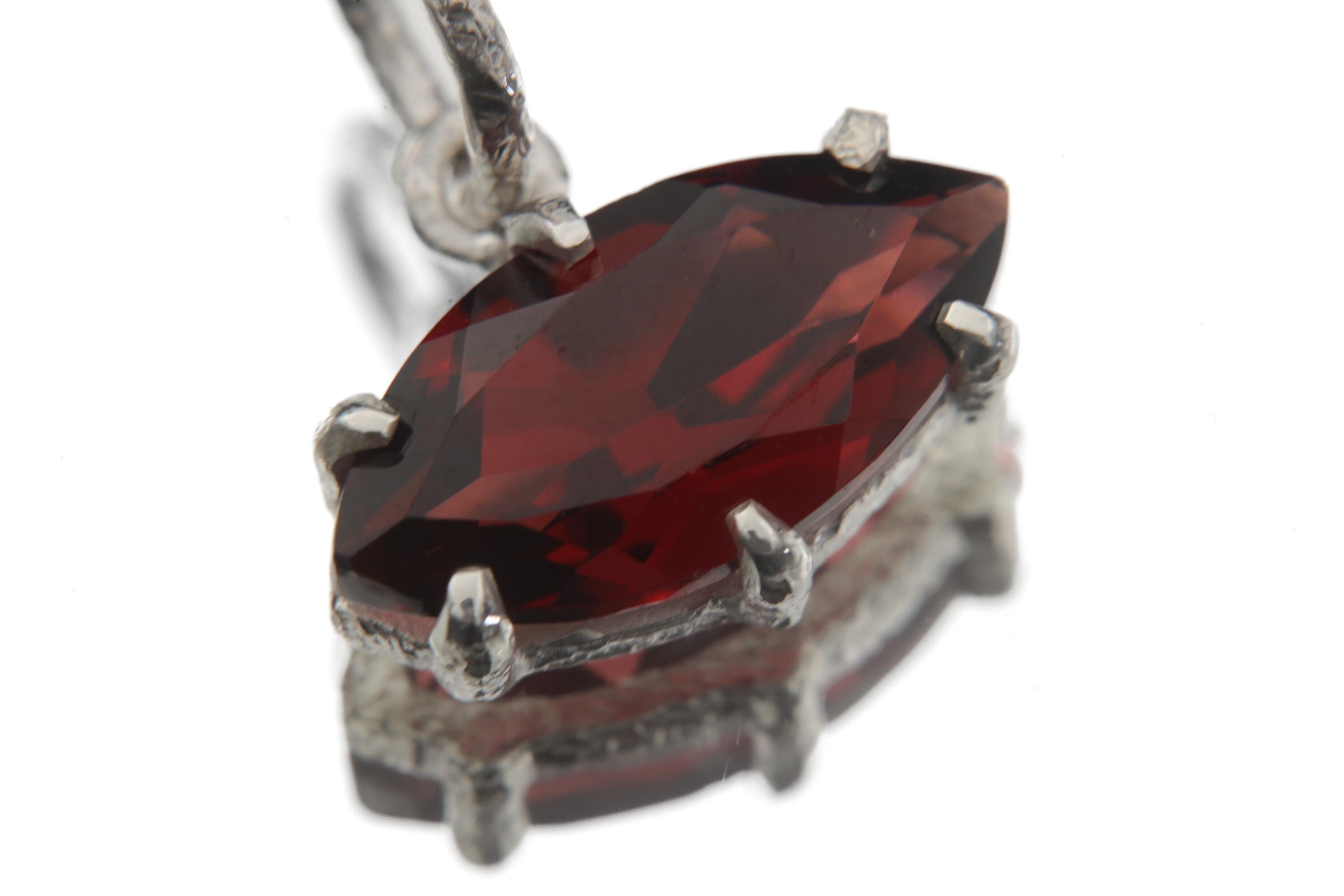 Garnet Marquise Pendant Necklace 925 Silver Claw Set Crystal Jewelry Shiny Sand Texture January Birthstone Root Chakra