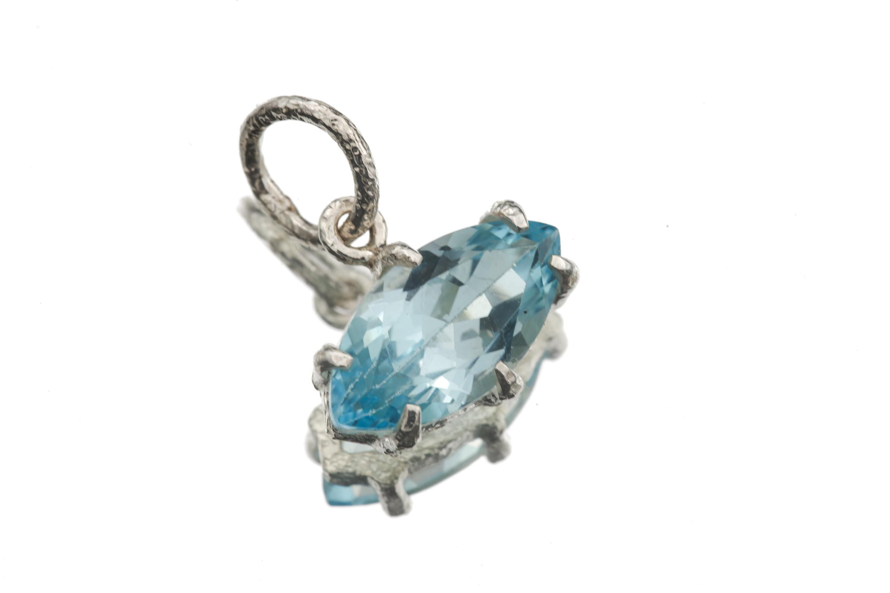 Blue Topaz Eye Pendant 925 Silver Marquise Faceted Claw Set Necklace Shiny Sand Texture Sky Blue Gemstone Throat Chakra Jewelry