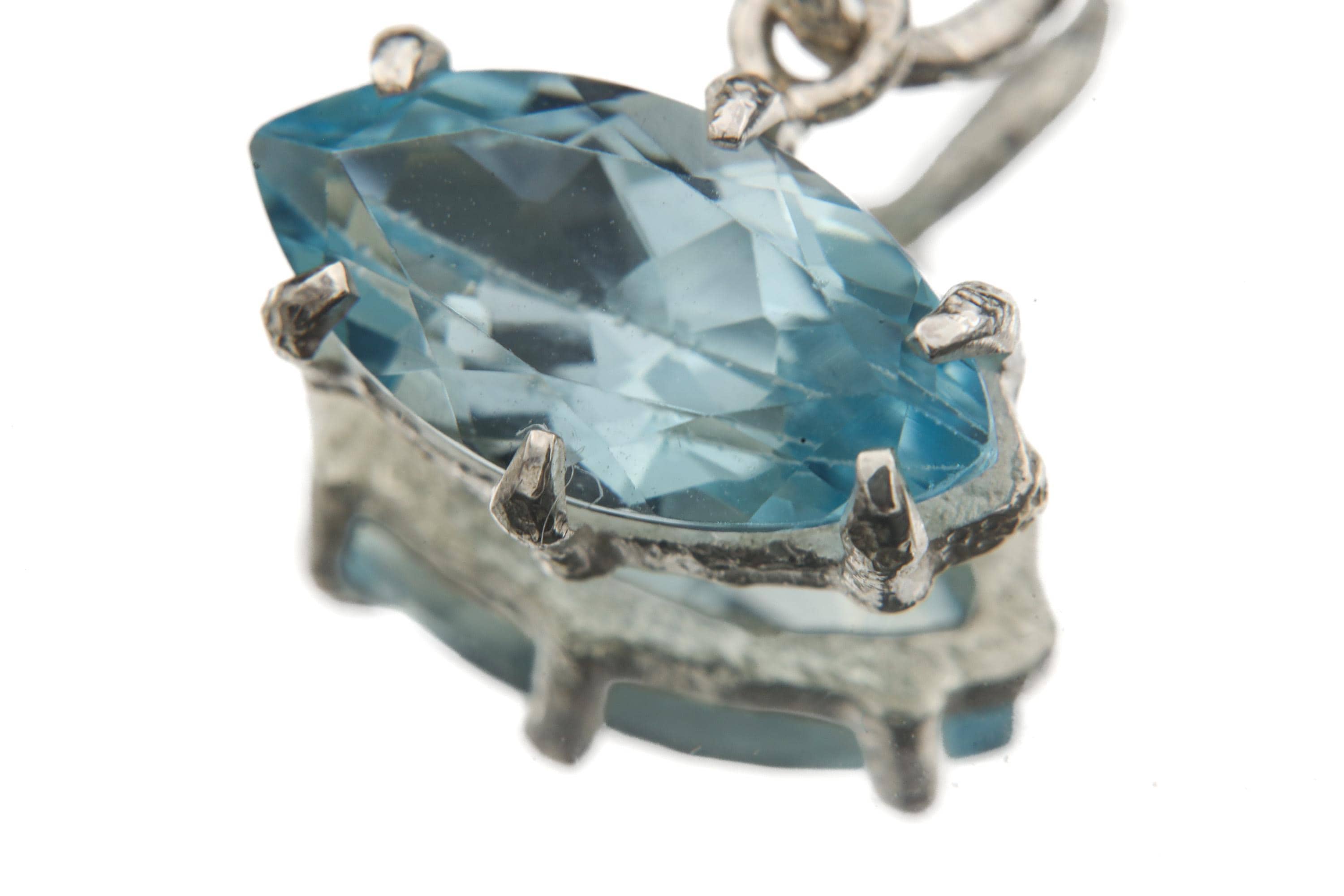 Blue Topaz Eye Pendant 925 Silver Marquise Faceted Claw Set Necklace Shiny Sand Texture Sky Blue Gemstone Throat Chakra Jewelry