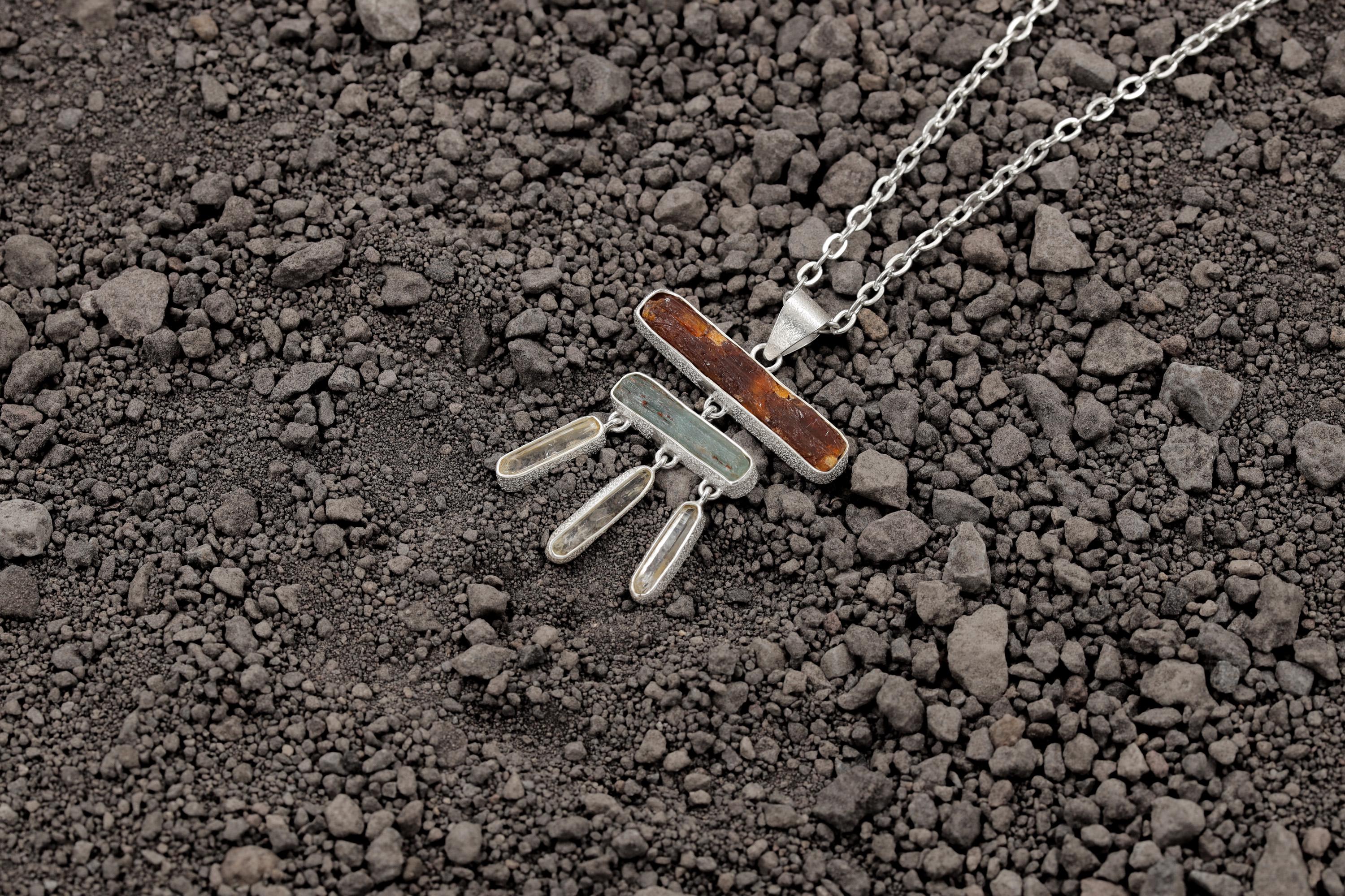 Red Kyanite Aquamarine Quartz Pendant 925 Sterling Silver Flame Tide Necklace Root Throat Chakra Gift
