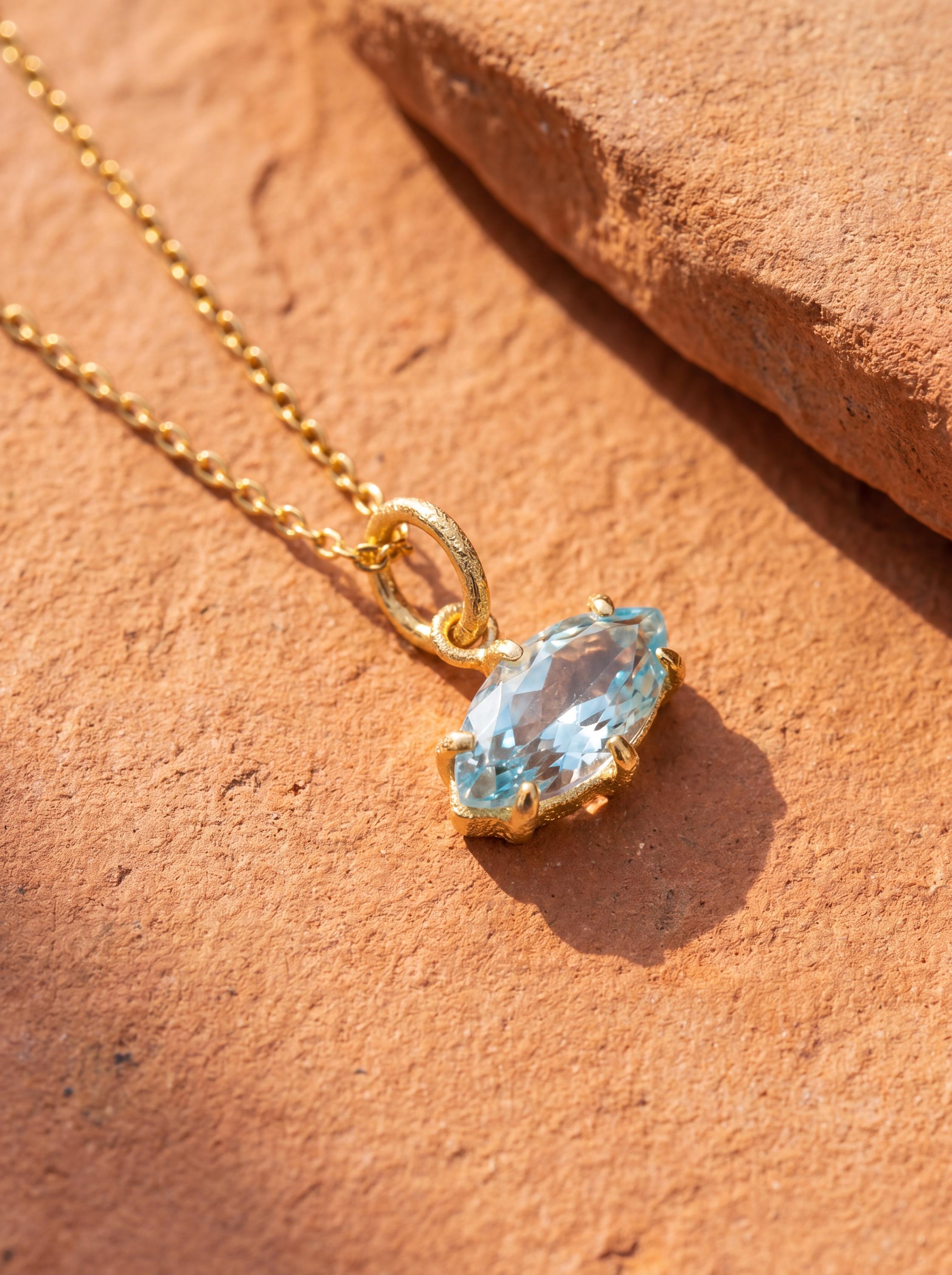 Faceted Blue Topaz Pendant 925 Silver Gold Plated Eye Shape Crystal Necklace Sagittarius Scorpio Jewelry