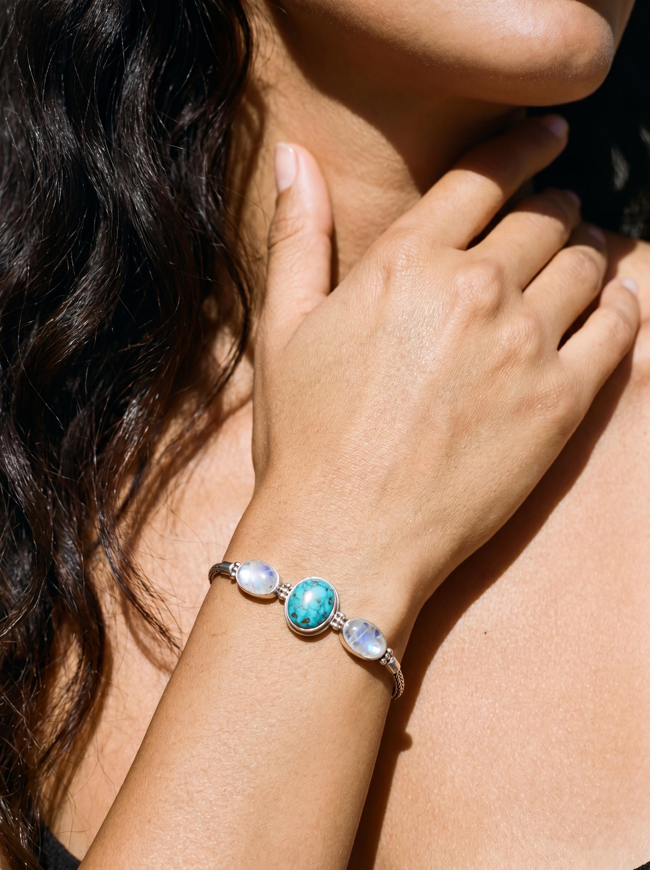 Turquoise Moonstone Silver Bracelet, Snake Chain Bracelet, 925 Sterling Silver, Oval Turquoise Center, Moonstone Bracelet, Healing Jewelry