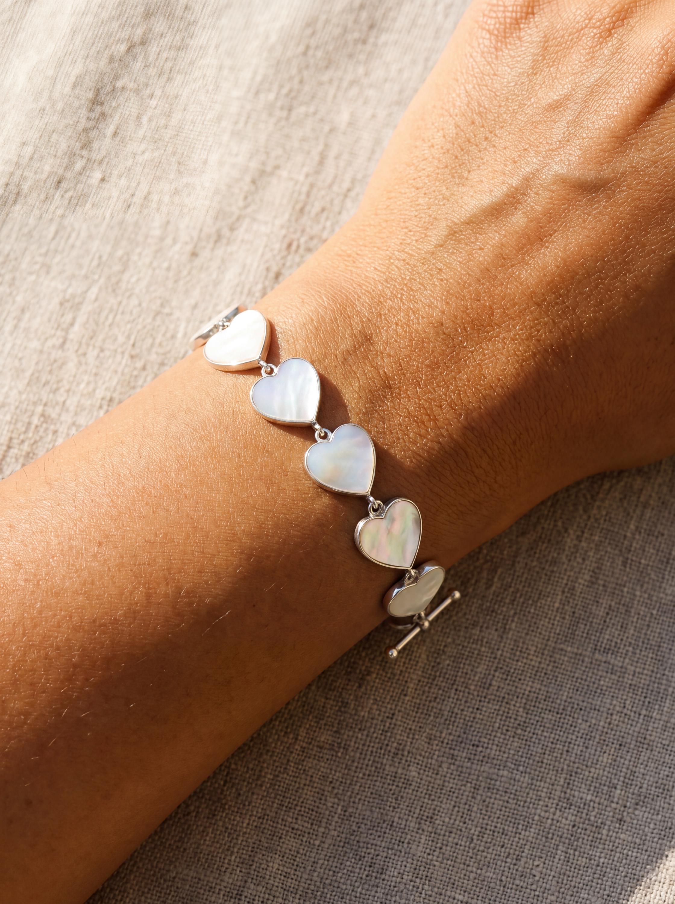 Mother of Pearl Heart Bracelet 925 Silver Love Link Bracelet High Shine Polish Toggle Clasp Romantic Jewelry Gift Heart Chakra