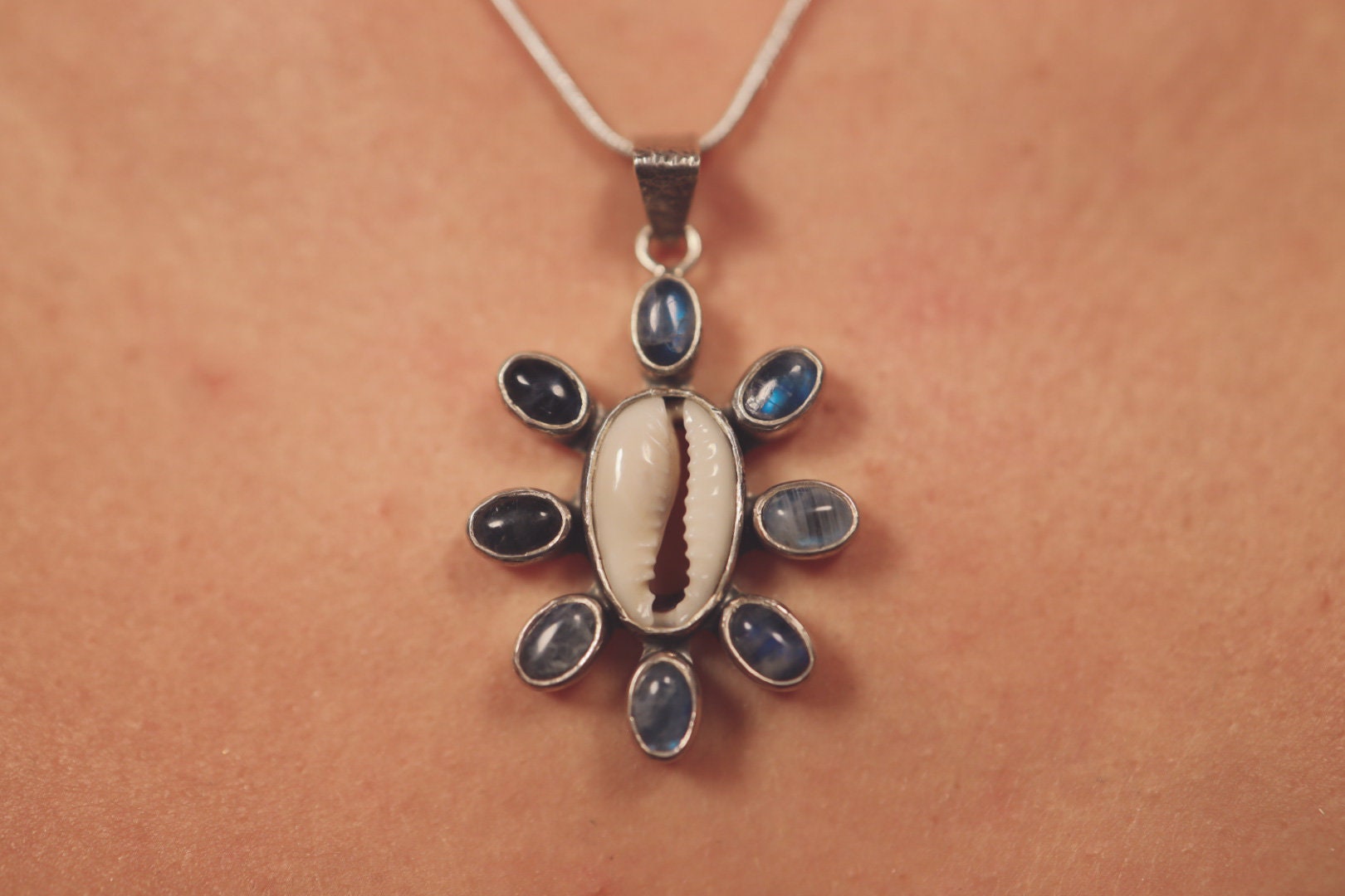 Cowrie Shell & Moonstone - 925 Sterling Silver - Mandala Setting - Pendant Necklace No/9