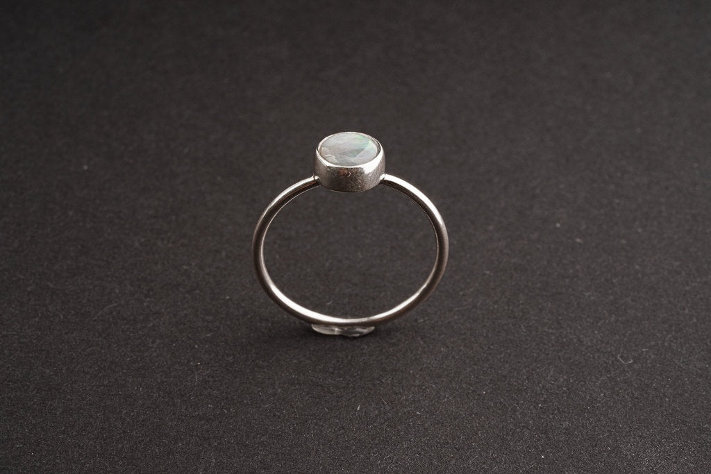Lightning Ridge Black Opal - Fine 925 Sterling Silver Round Ring Band - Size US 6 7