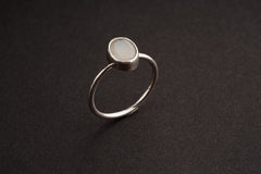 Faceted Ethiopian Opal   - Fine 925 Sterling Silver Round Ring Band  - Size US 5