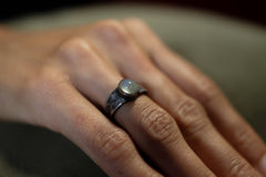 Beautiful Cats eye Moonstone - Solid 925 Sterling Silver Ring - Hammer Textured & Oxidised No. 1
