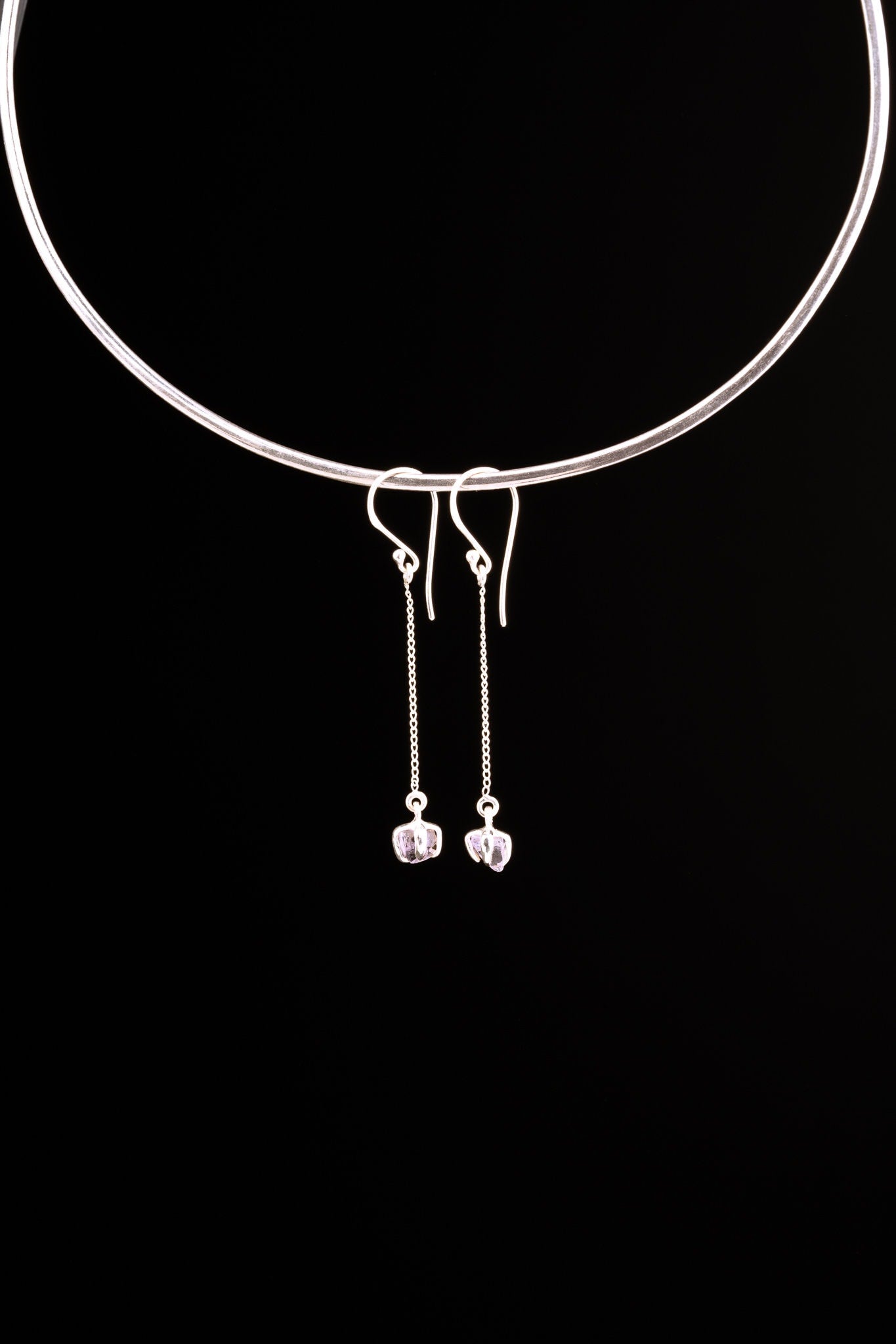 Raw deep purple Amethyst gem - Sterling Silver - Claw / Prong dangle hook crystal Earring