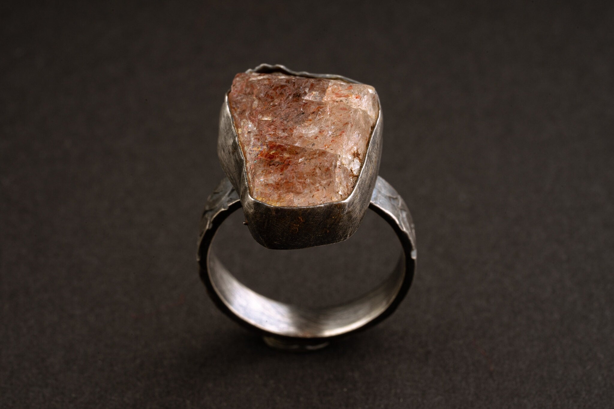 Raw Sunstone Ring - 925 Sterling Silver - Chucky & Solid oxidised and textured -Size 5 US
