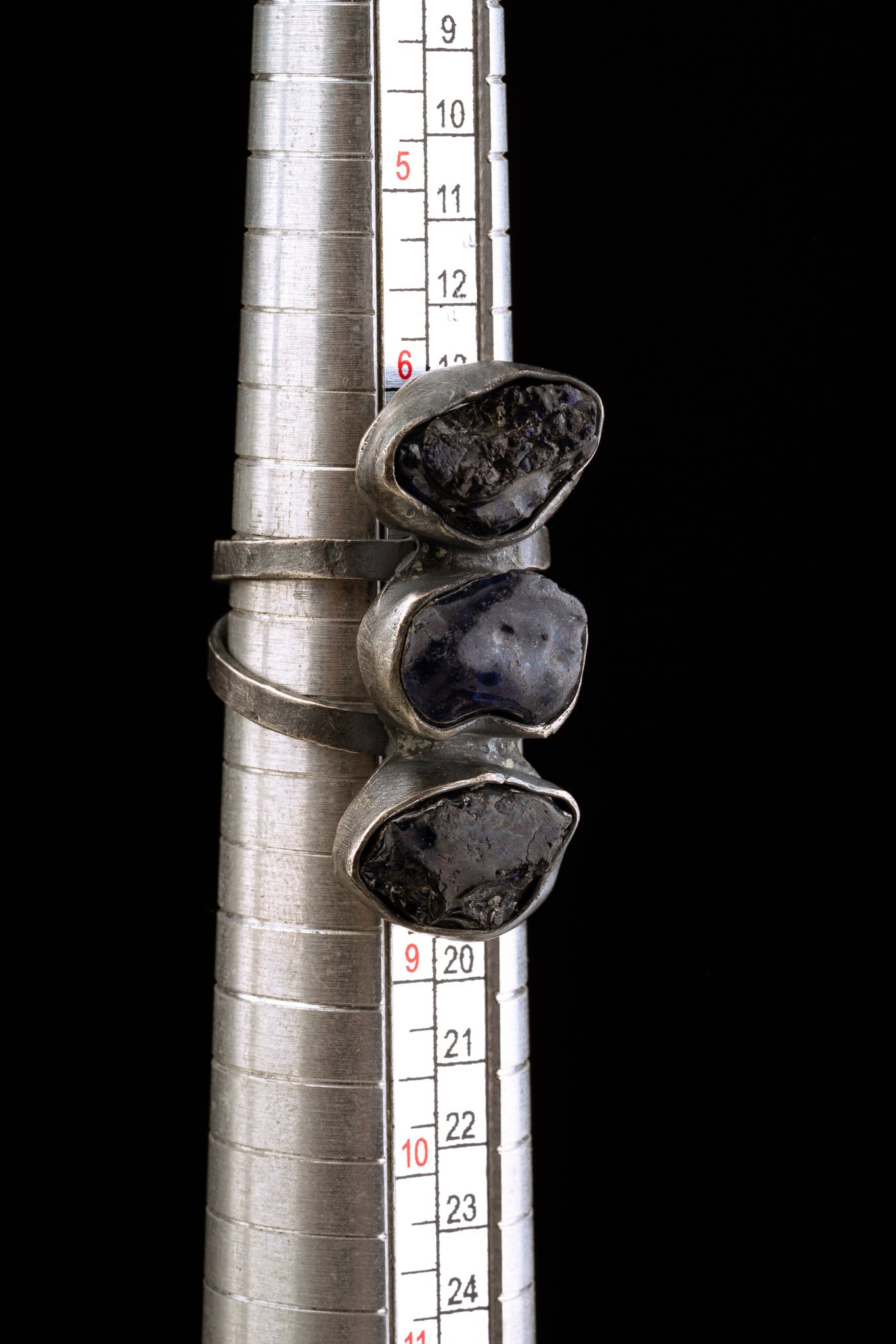 Raw River Tumbled Sapphire - Three Stone Ring - Size 11 3/4 US - 925 Sterling Silver - Hammer Textured Oxidised