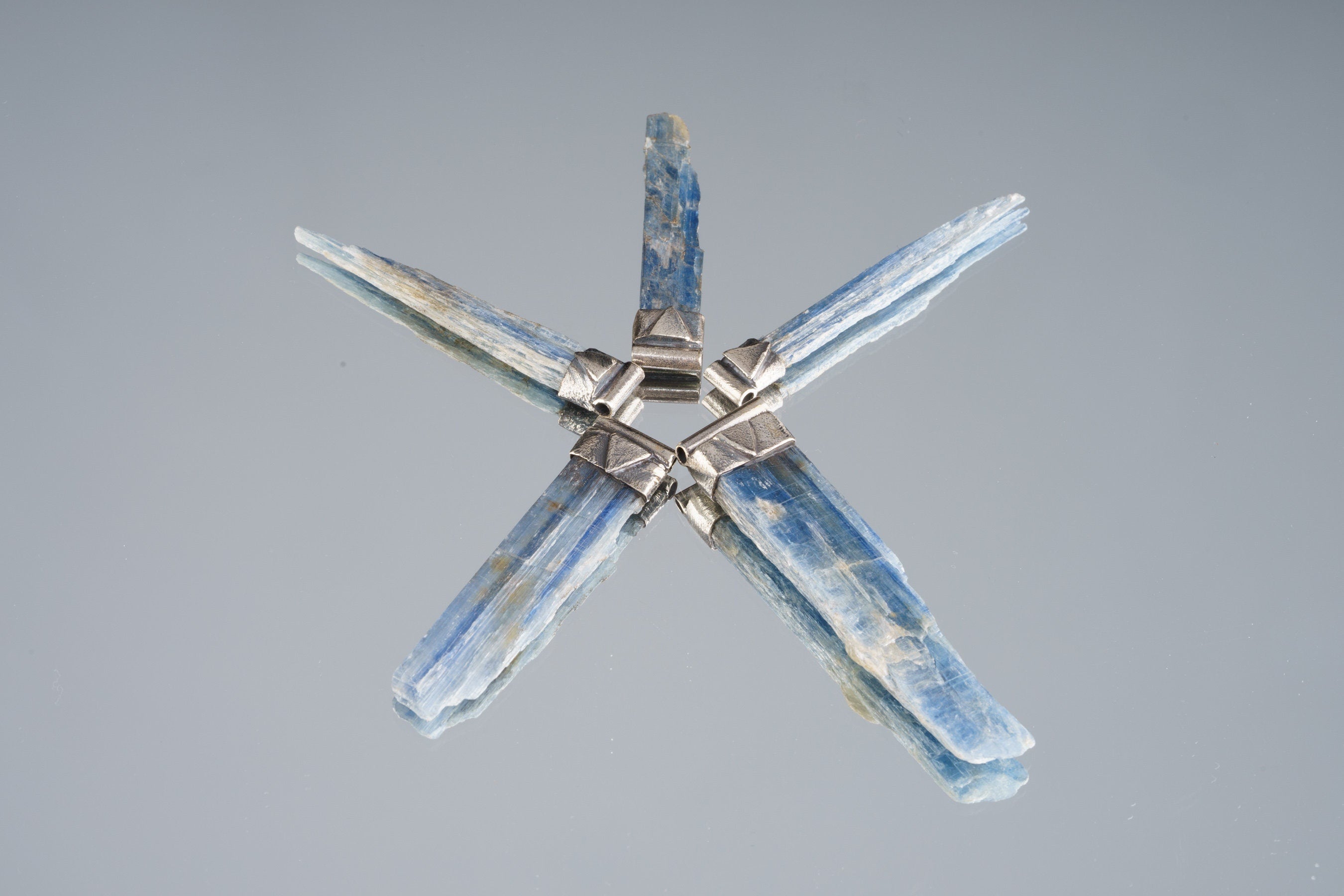 RAW Blue Kyanite - Stack Pendant textured & oxidised - 925 sterling silver - Crystal Necklace