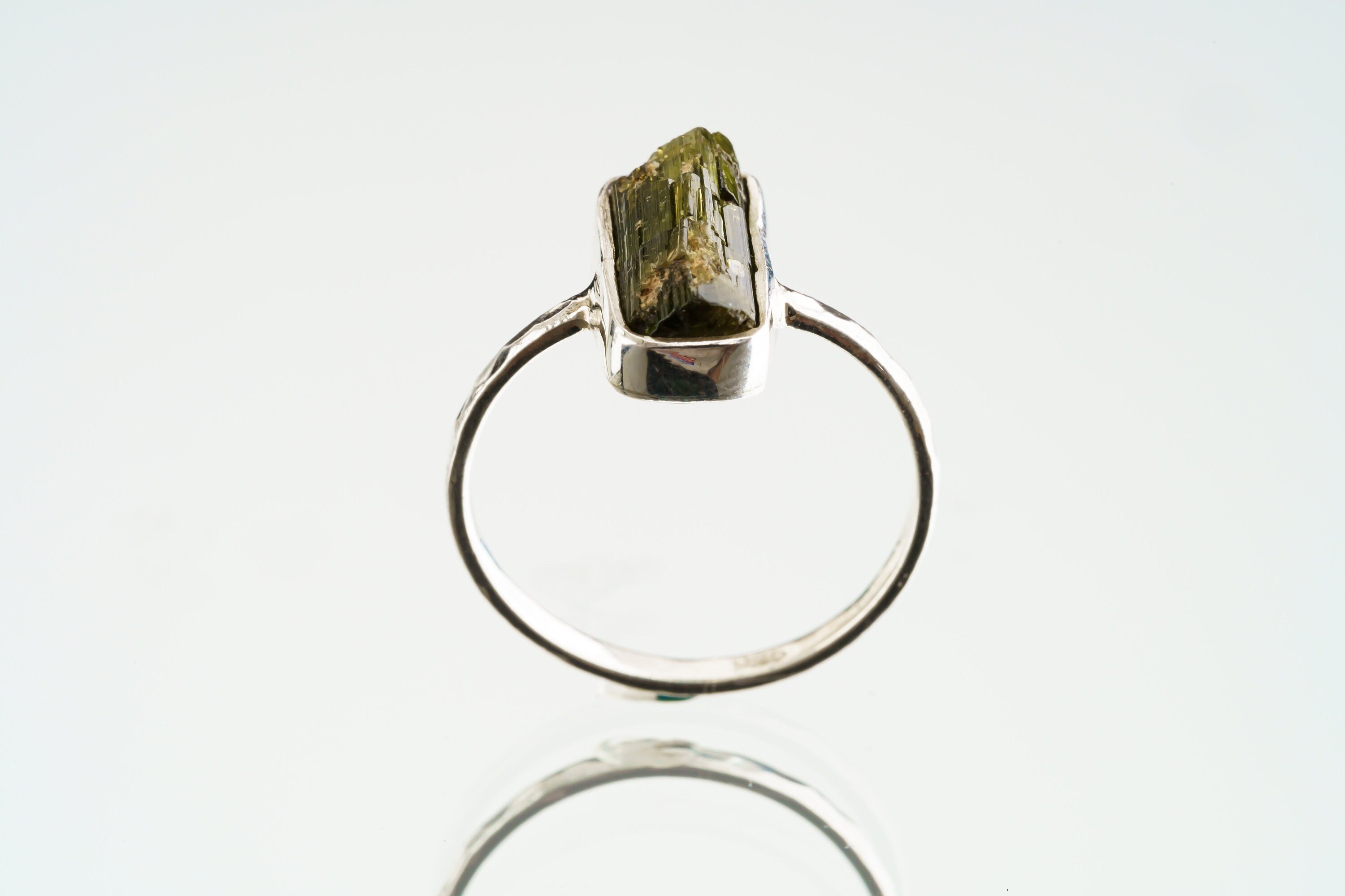 Green Tourmaline Stick - Stack Crystal Ring - Size 5 1/2 US - 925 Sterling Silver - Thin Band Hammer Textured