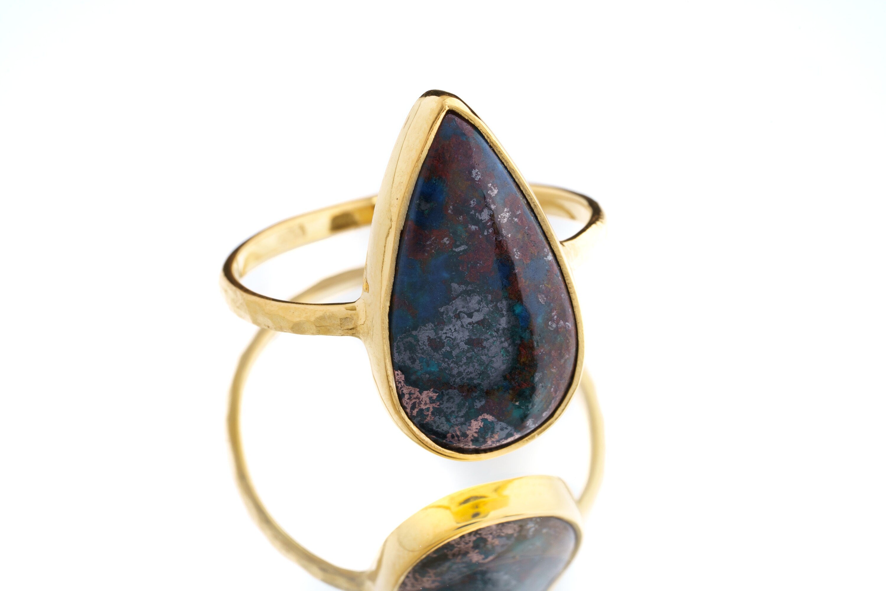 Copper rich Azurite Tear Drop Cabochon - Stack Crystal Ring - Size 7 1/2 US - Gold Plated 925 Sterling Silver - Thin Band Hammer Textured