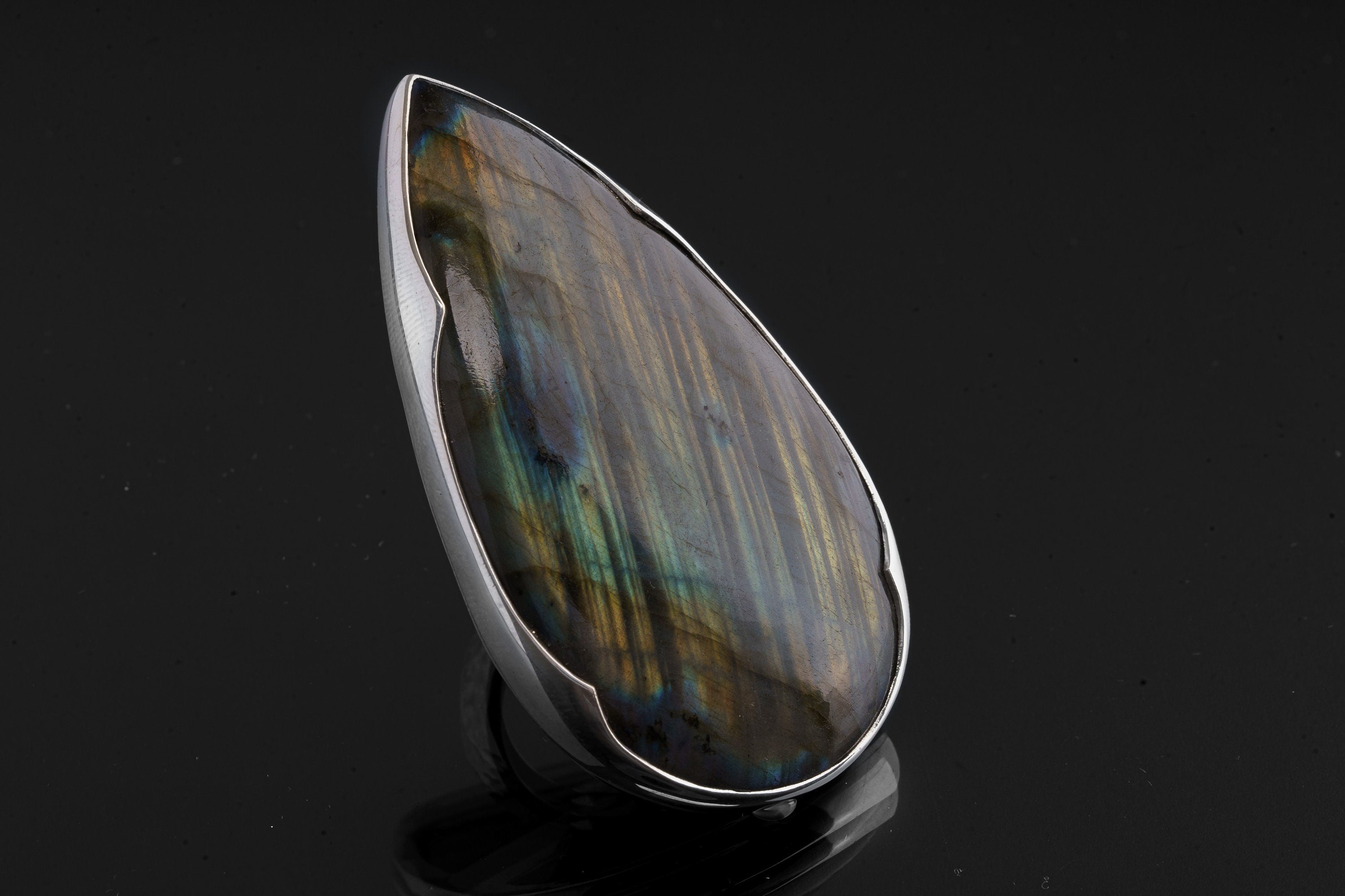 Big AAA Blue Labradorite Tear Drop - 925 Sterling Silver - Heavy Set Adjustable Textured Ring - Size 5-10 US