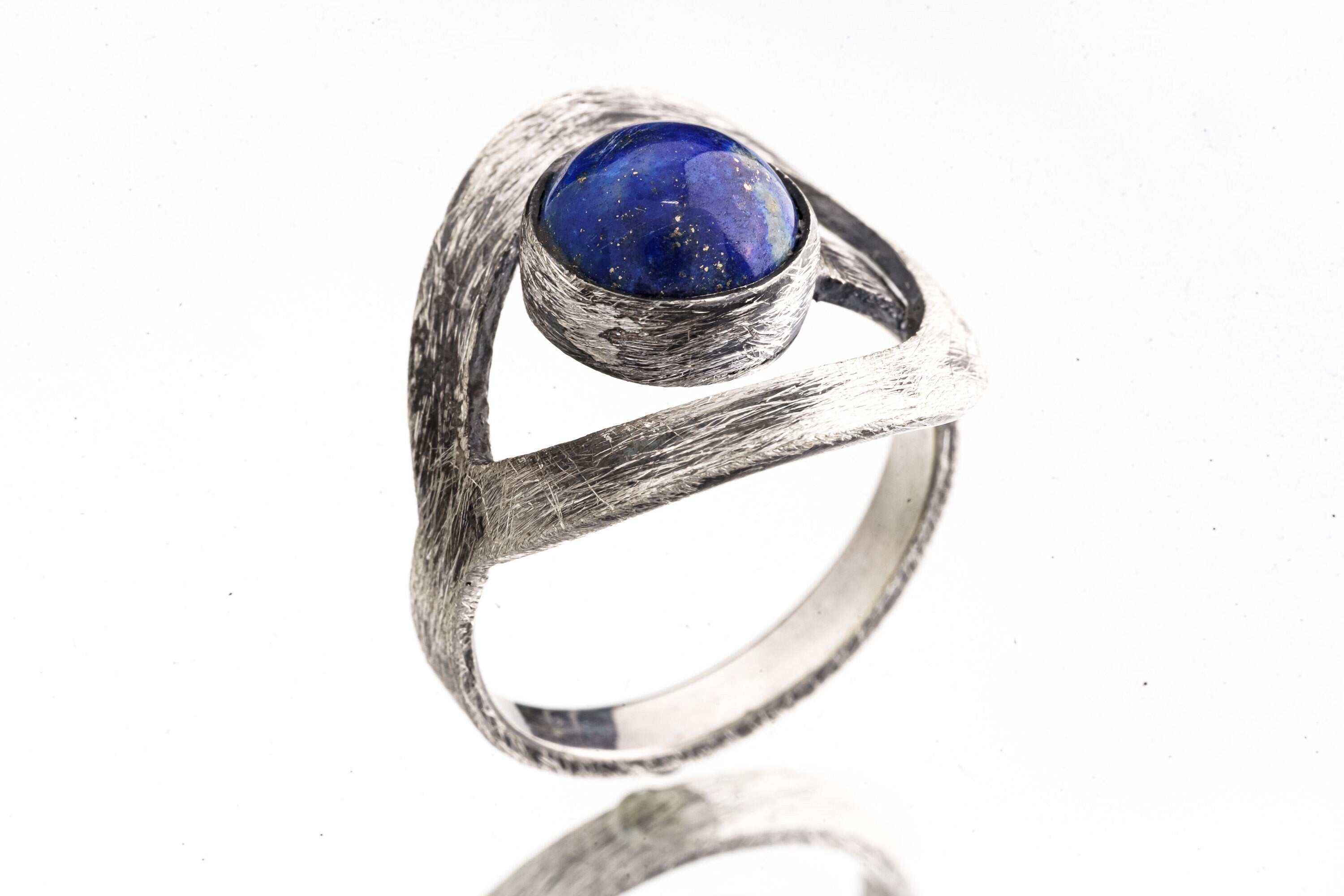 Round Lapis Lazuli - 925 Sterling Silver - Heavy Set Adjustable Loop Ring - Scratch Textured - Size 5-9 US - NO/21