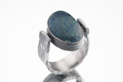Australian Chrysoprase Cabochon - Rustic Comfortable Crystal Ring - Size 8 1/2 US - 925 Sterling Silver - Abstract Textured & Oxidised